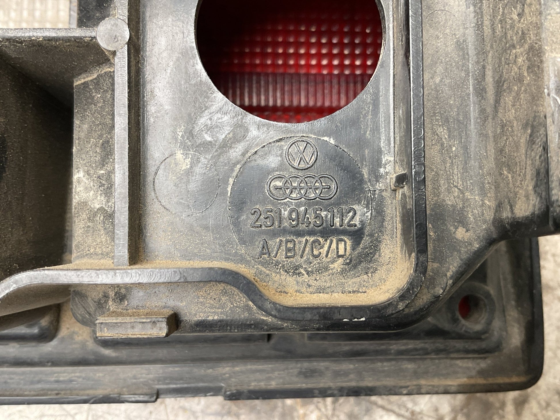 Piloto Trasero derecho VW T3 79 - 92 - 251945112