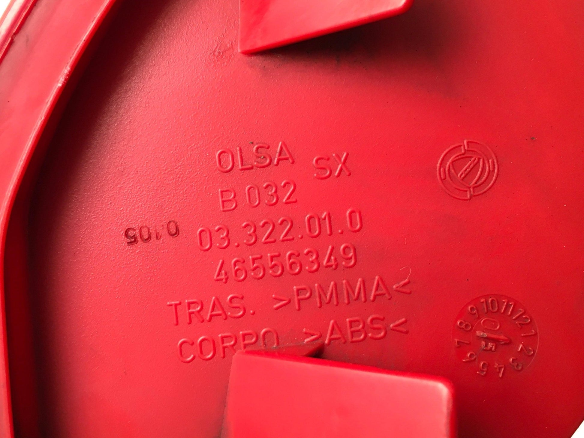 Piloto trasero izquierdo Alfa romeo 147 - 46556349