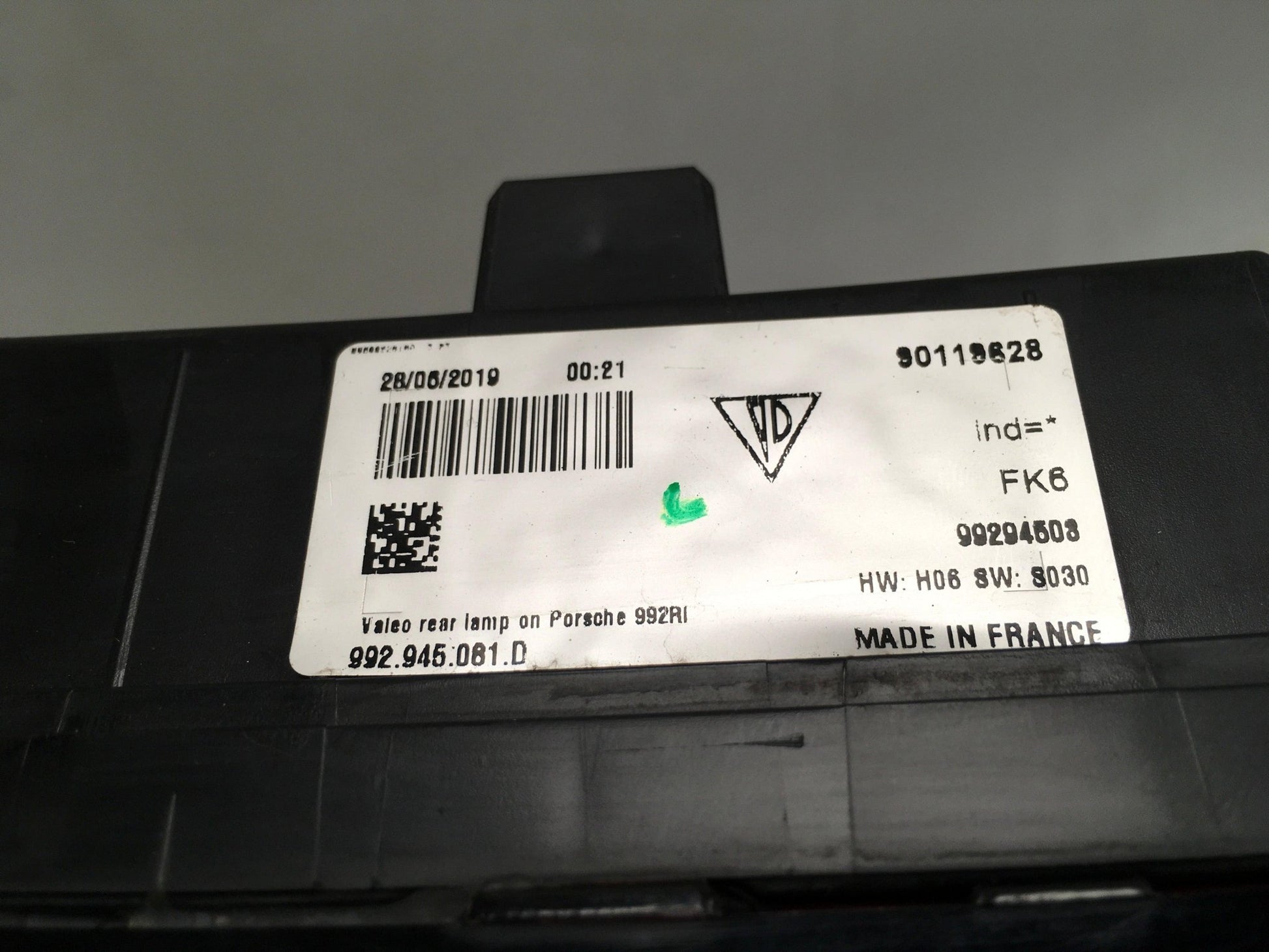 Piloto trasero Porsche 911 992 - 992945081D