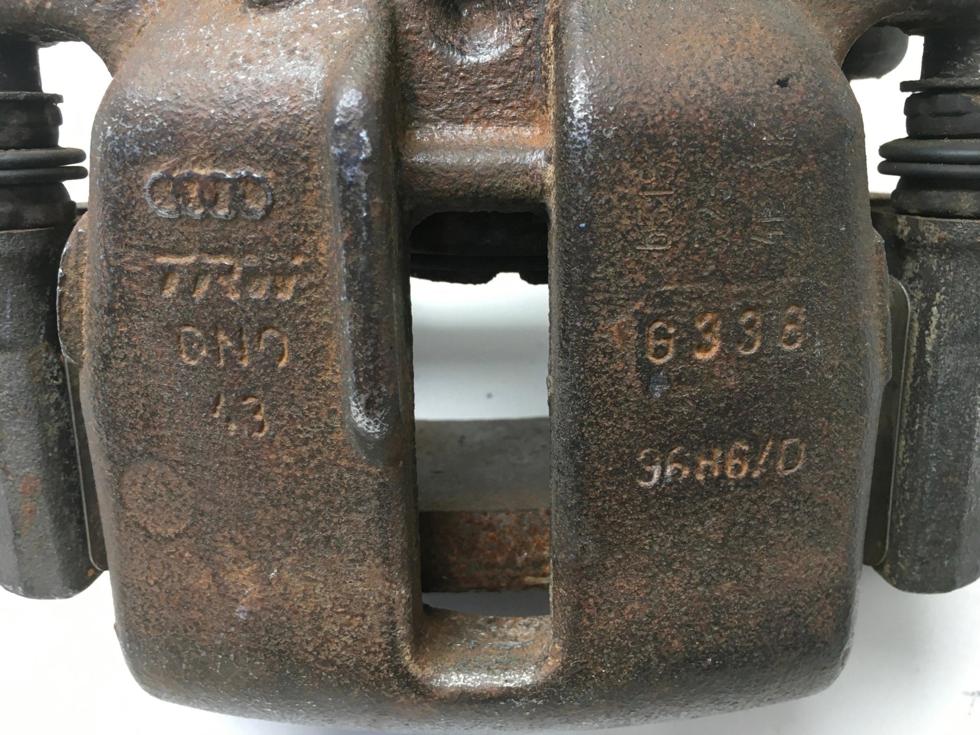 Pinza freno tra dcha Audi A6 C6 - 4F0615404H