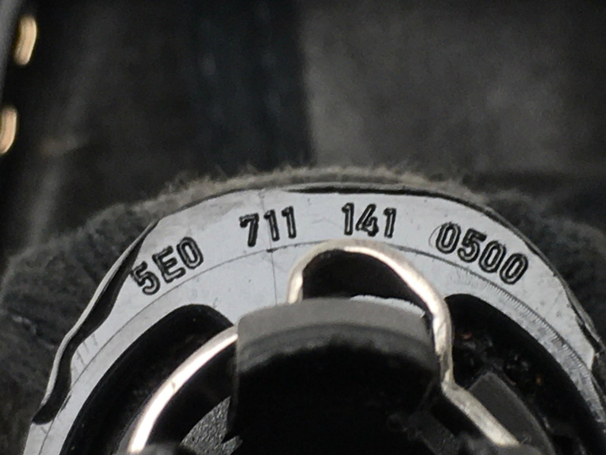 Pomo palanca cambios Skoda Octavia II - 5E07111410500