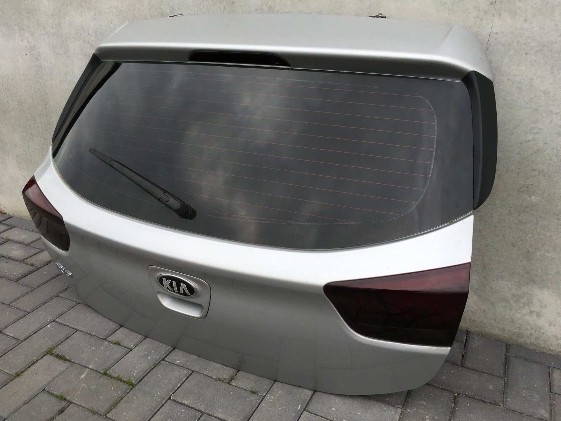 Porton Kia Rio IV - 73700H8000