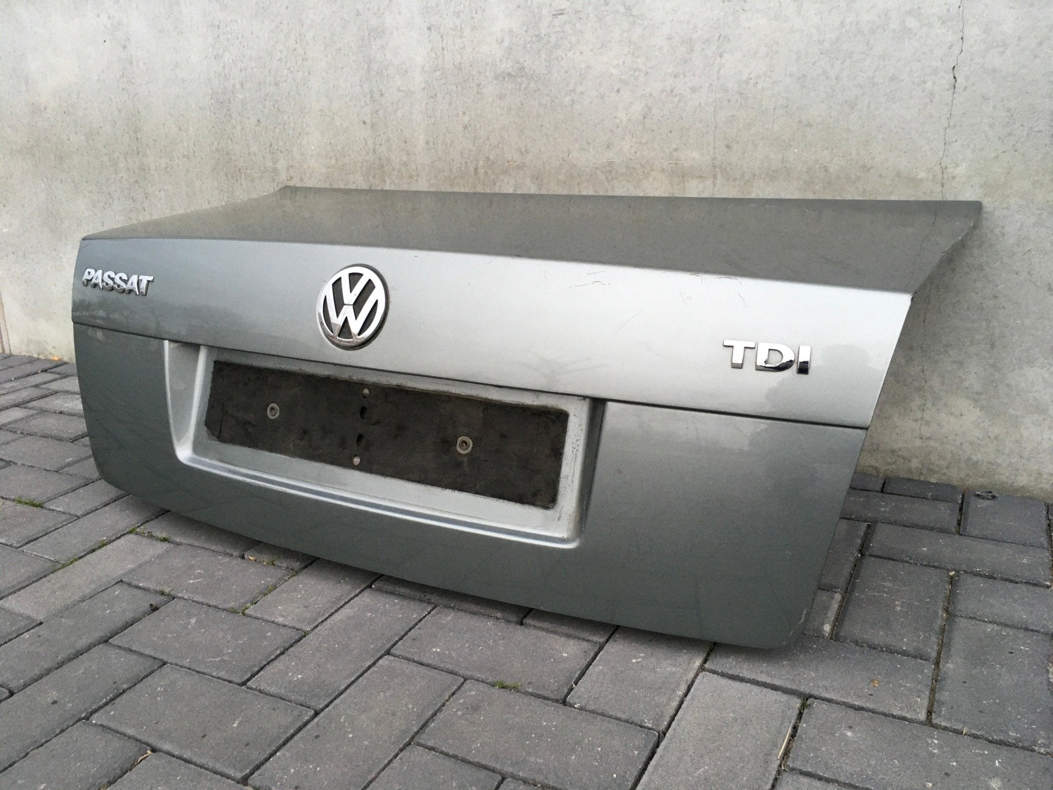Porton maletero VW Passat B5.5 3B - 3B5827159 _