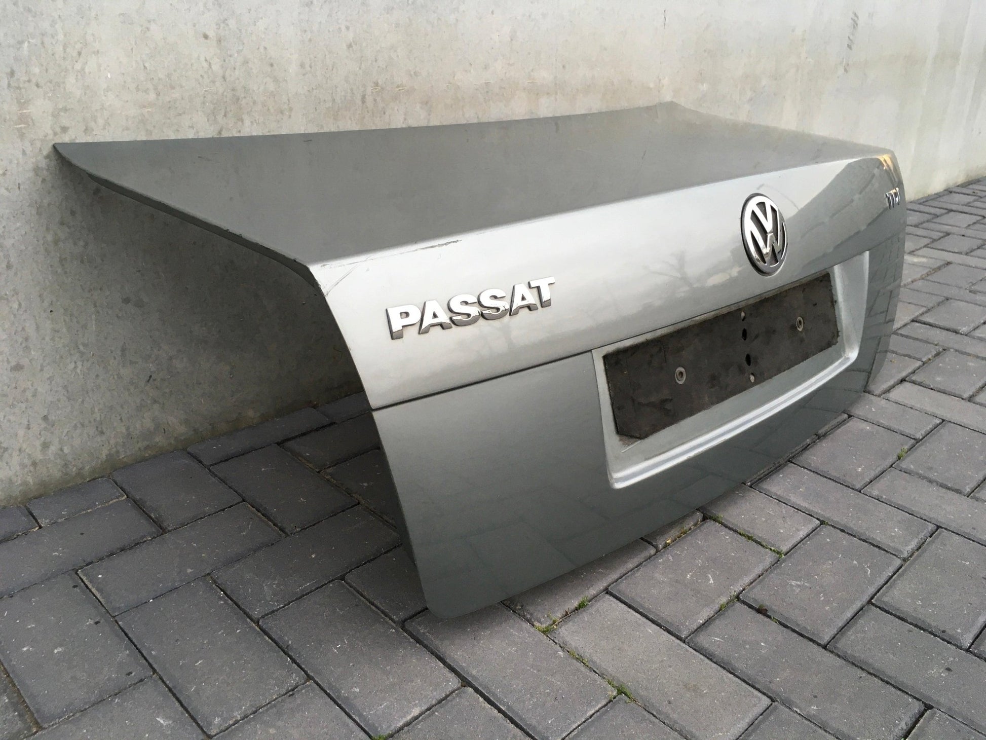 Porton maletero VW Passat B5.5 3B - 3B5827159 _