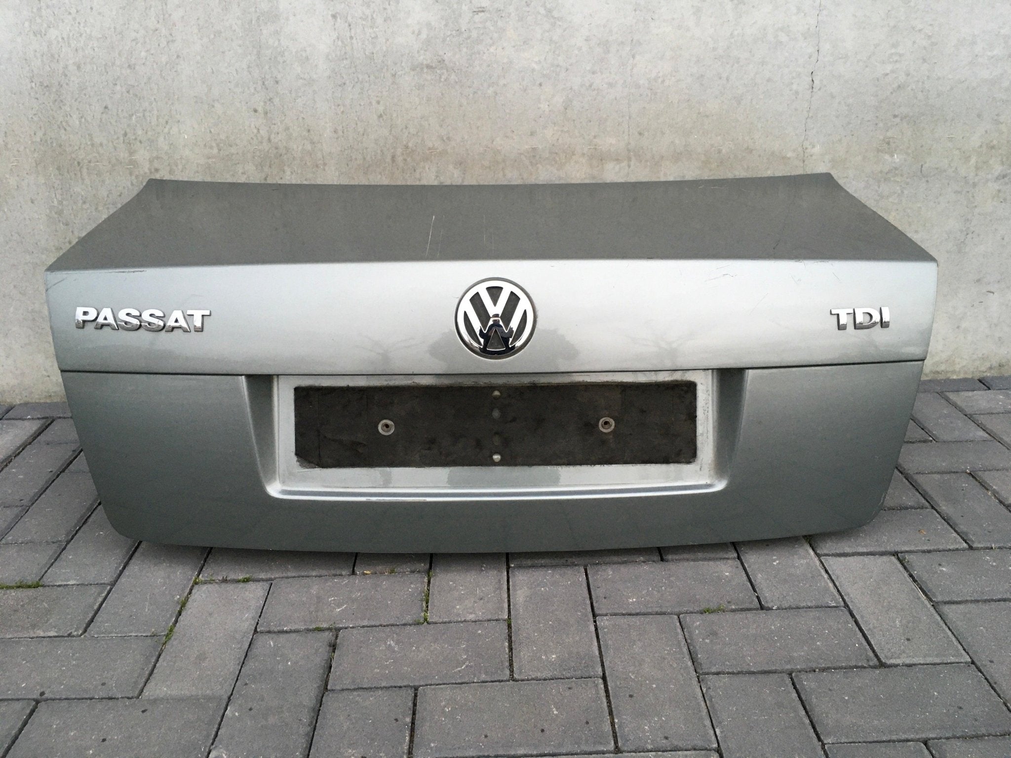 Porton maletero VW Passat B5.5 3B - 3B5827159 _