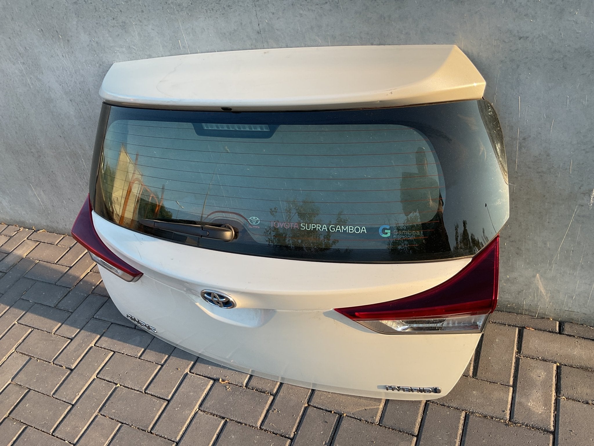 Porton Toyota Auris 2012 - 2018 - 6700502280