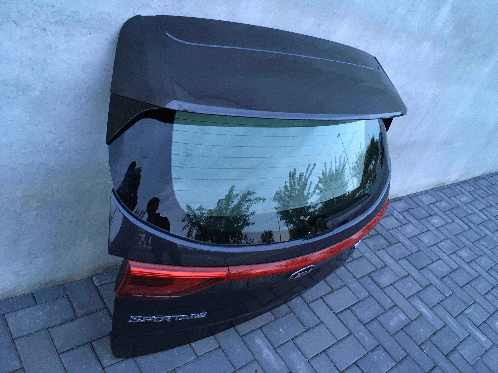 Porton trasero Kia Sportage IV - 73700F1000