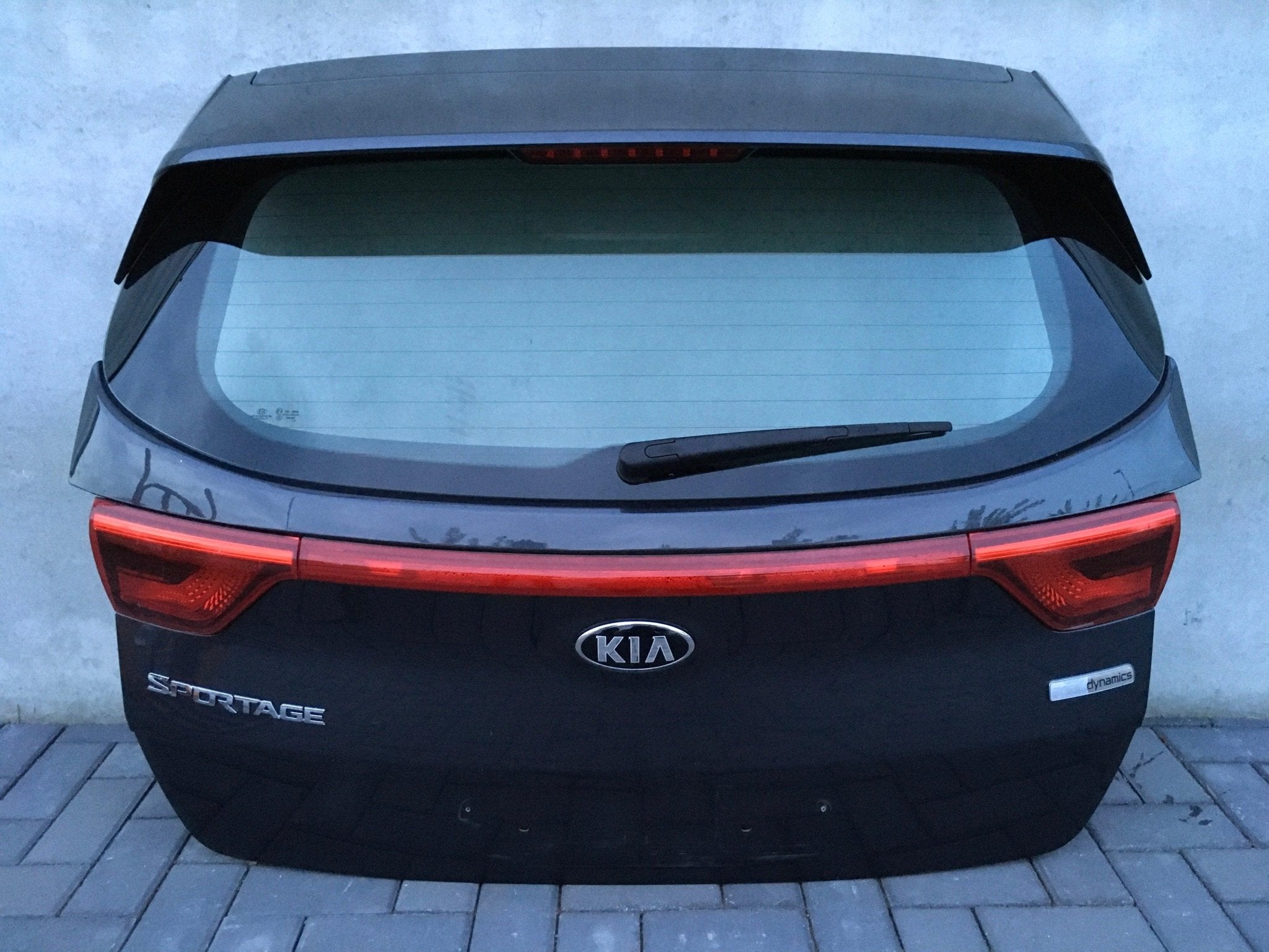 Porton trasero Kia Sportage IV - 73700F1000
