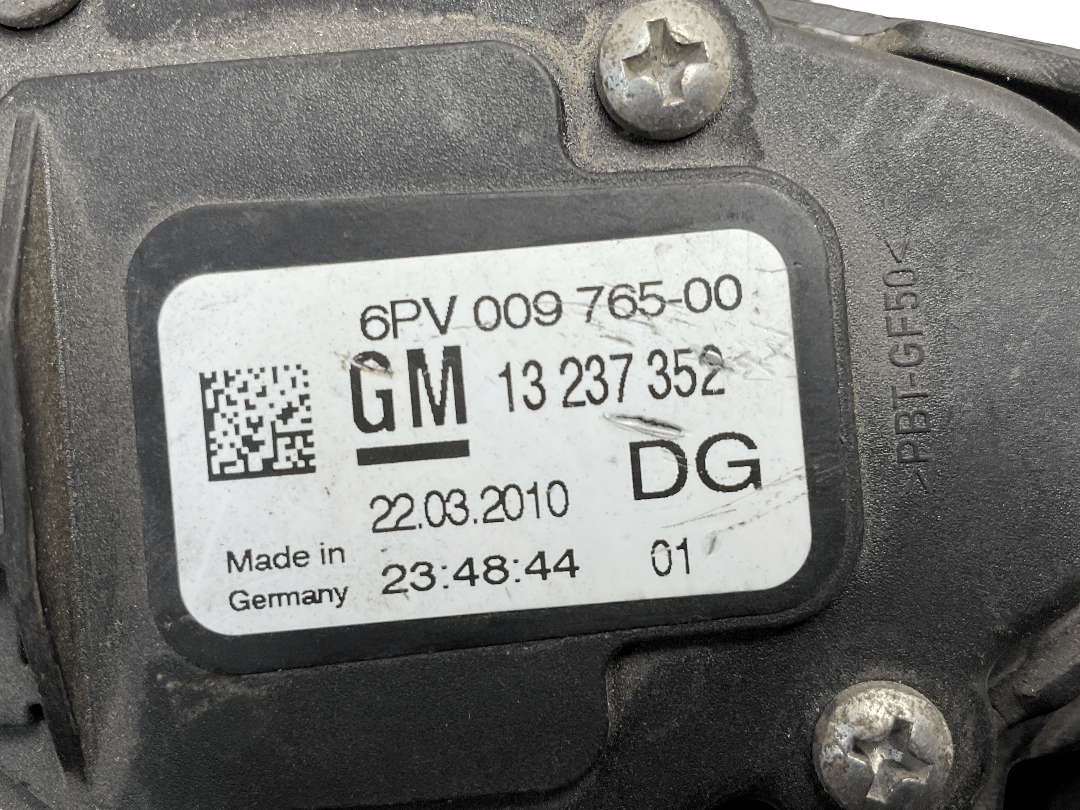 Potenciometro pedal Opel Insignia A 08-17 - 13237352