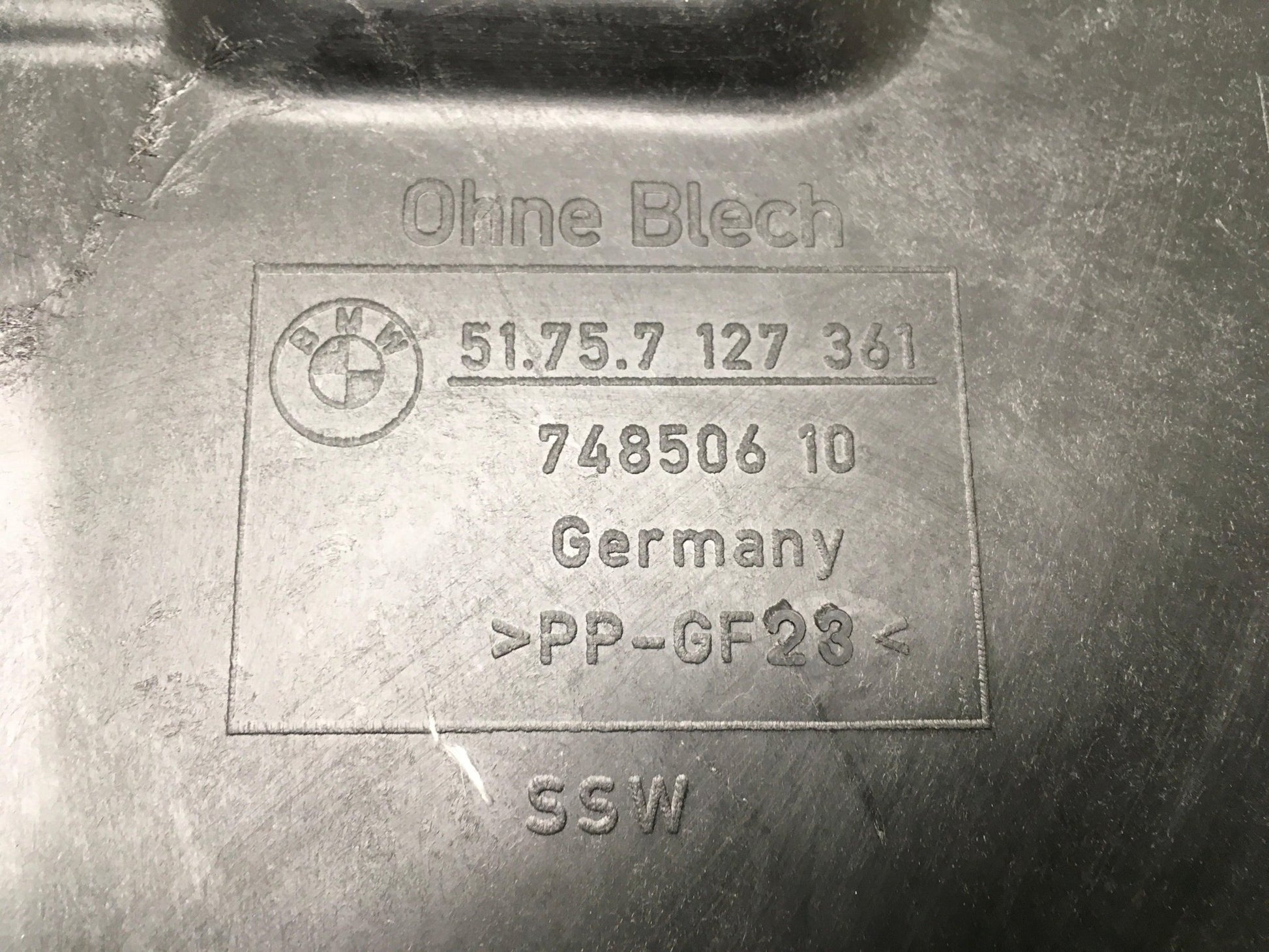 Proteccion bajos BMW E90 E81 - 51757127361