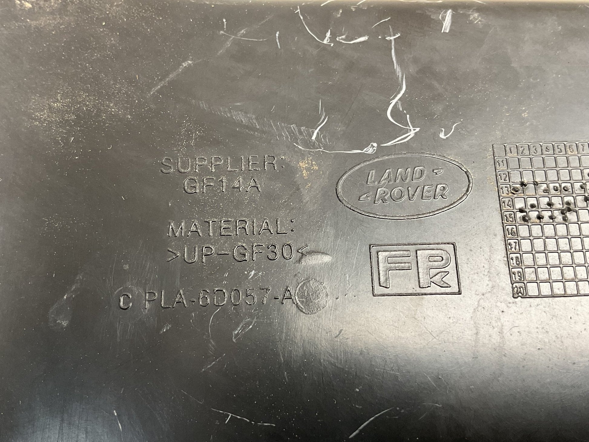 Protector Insonorizado Rover CPLA6D057A - CPLA6D057A