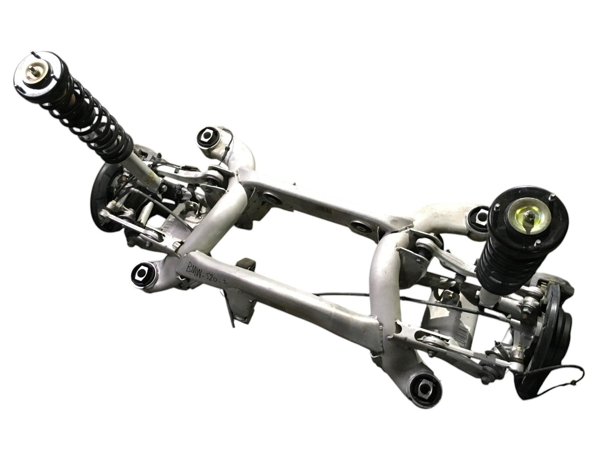 Puente trasero BMW E39 - 33311097248