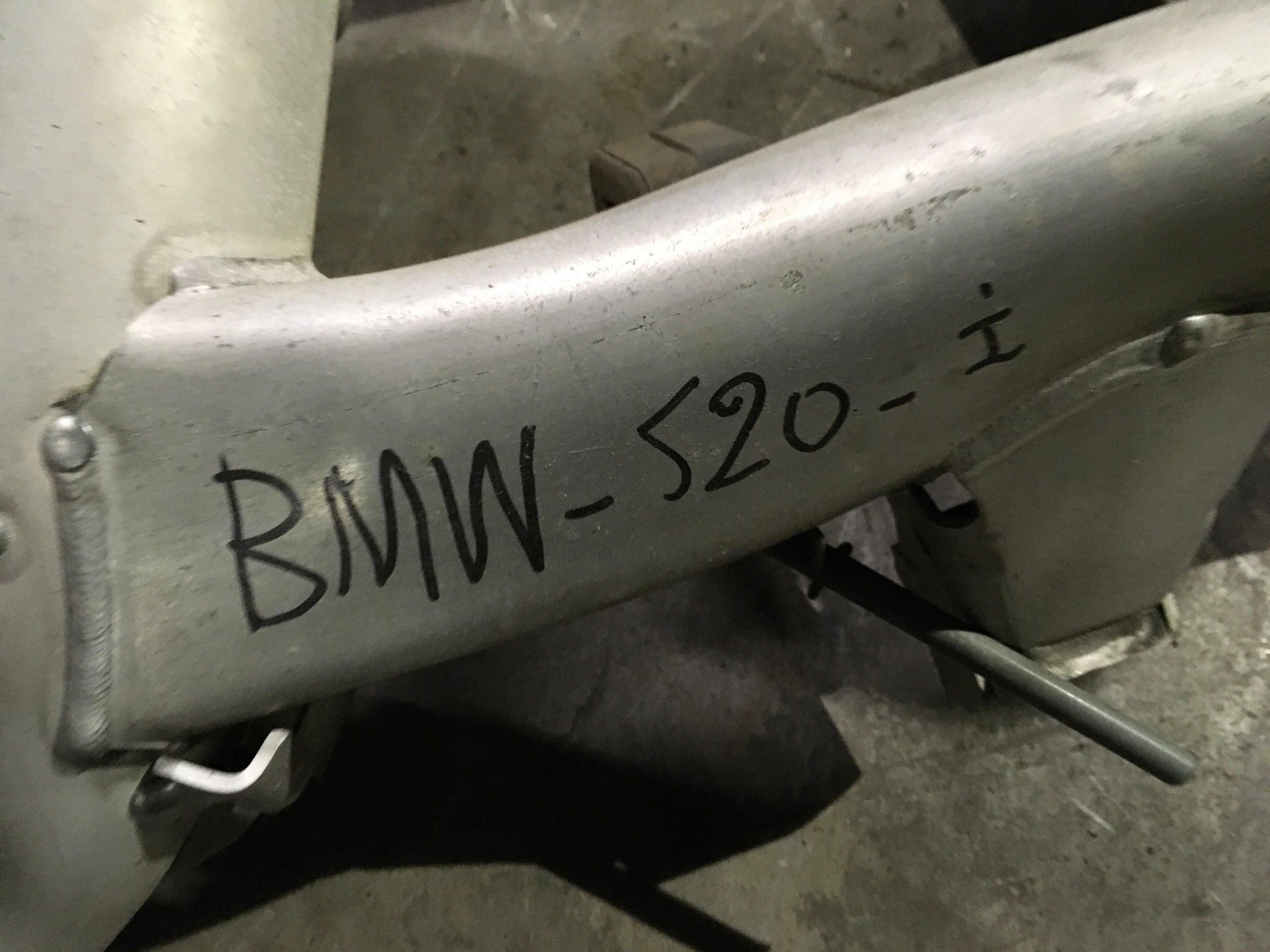 Puente trasero BMW E39 - 33311097248