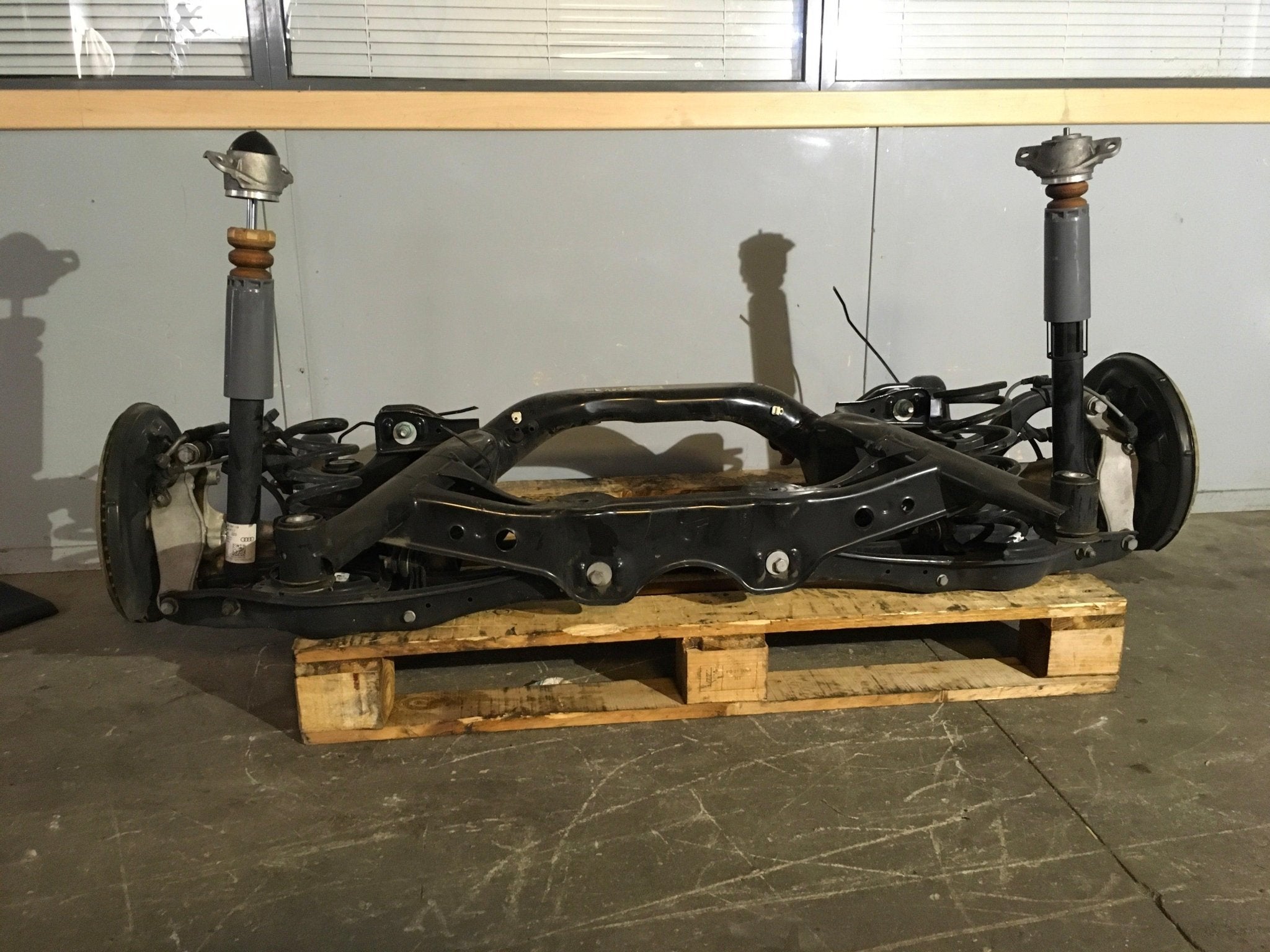 Puente trasero VAG 5Q0505235J - 5Q0505235J