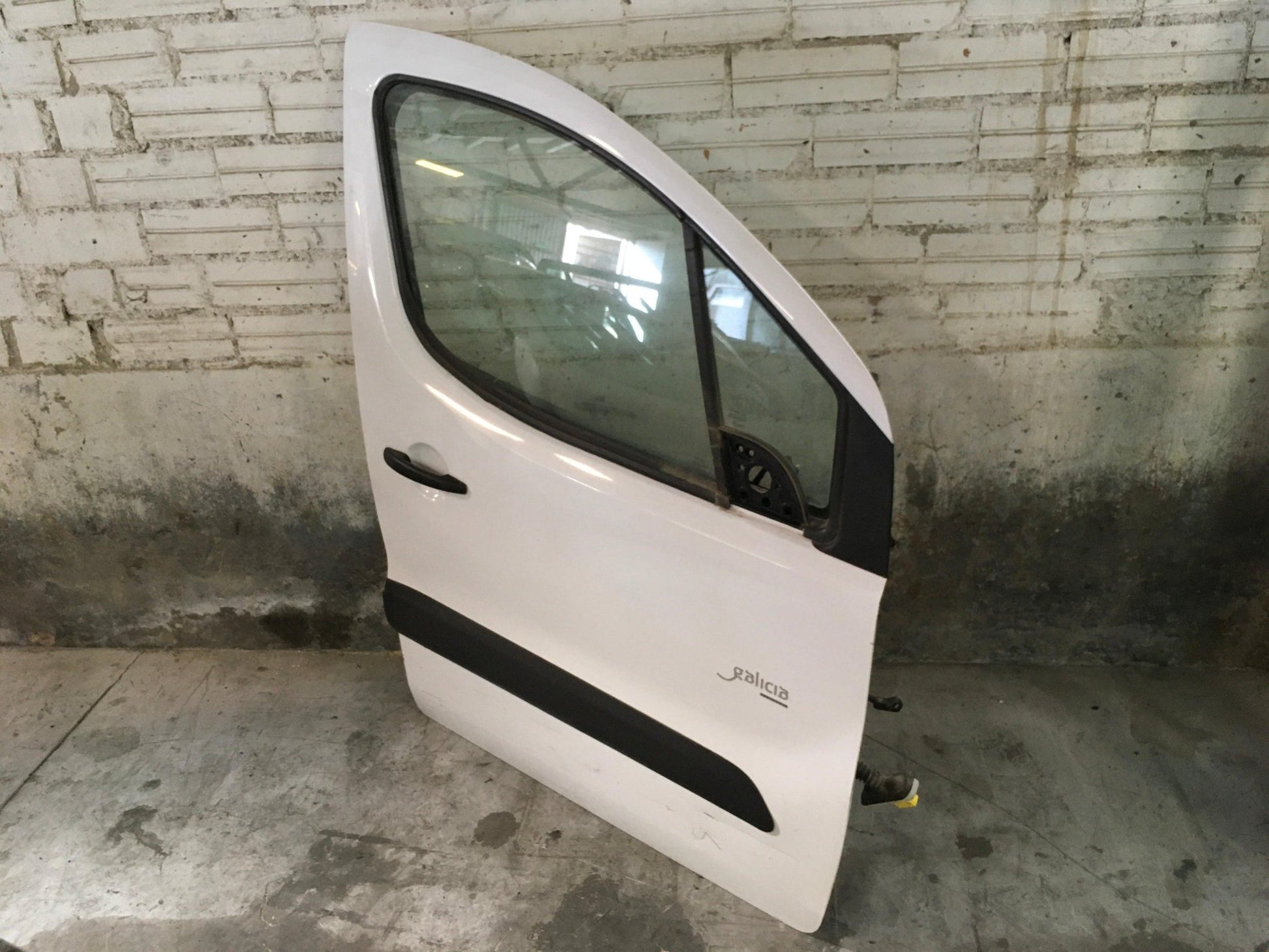 Puerta del dcha Citroen Berlingo 2 Renovado - 00009004Z6_