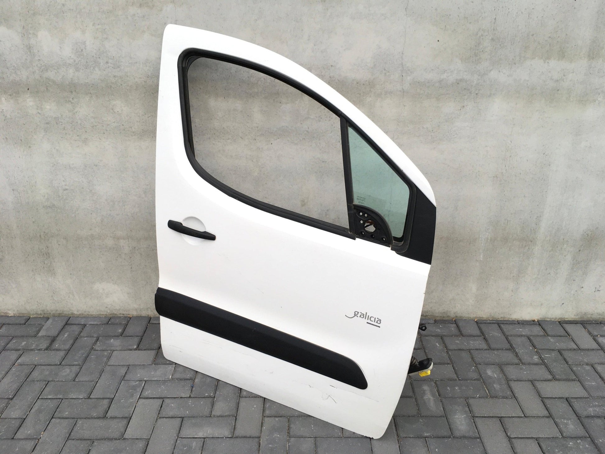 Puerta del dcha Citroen Berlingo 2 Renovado - 00009004Z6