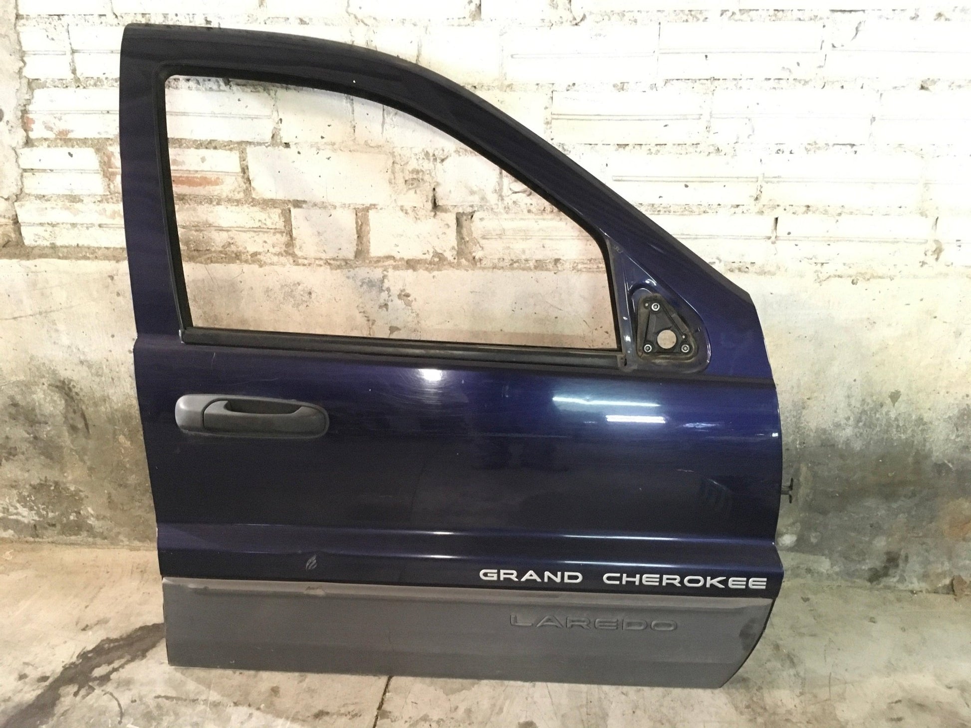 Puerta del dcha Jeep Grand Cherokee II - 55135920AG