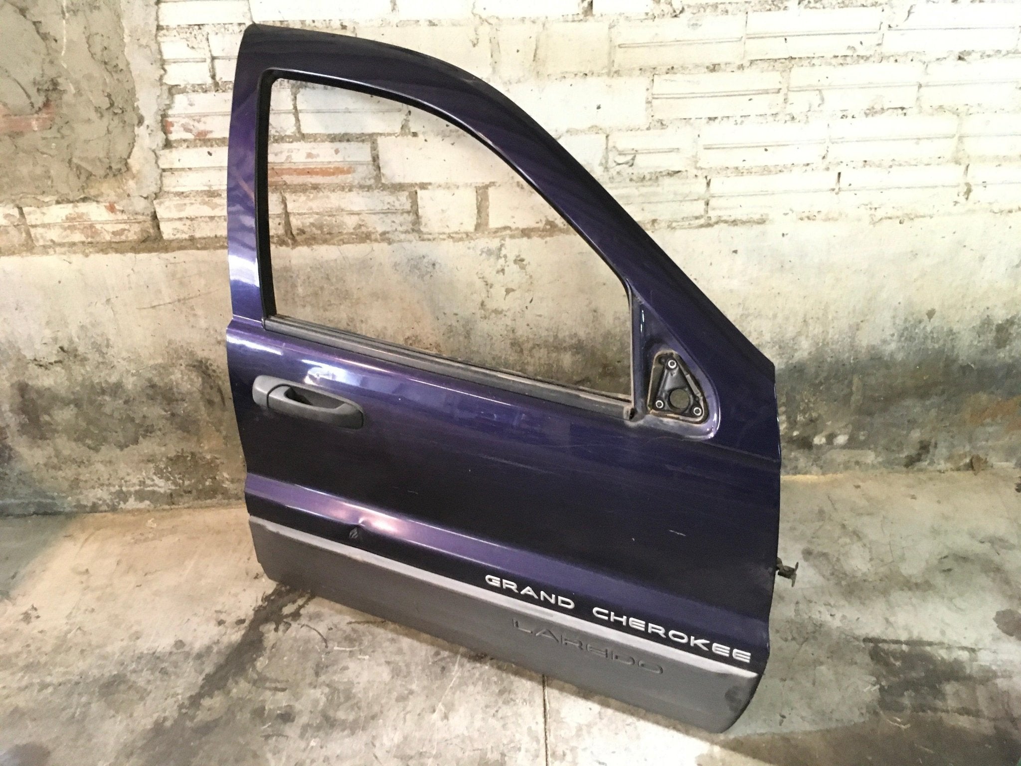 Puerta del dcha Jeep Grand Cherokee II - 55135920AG