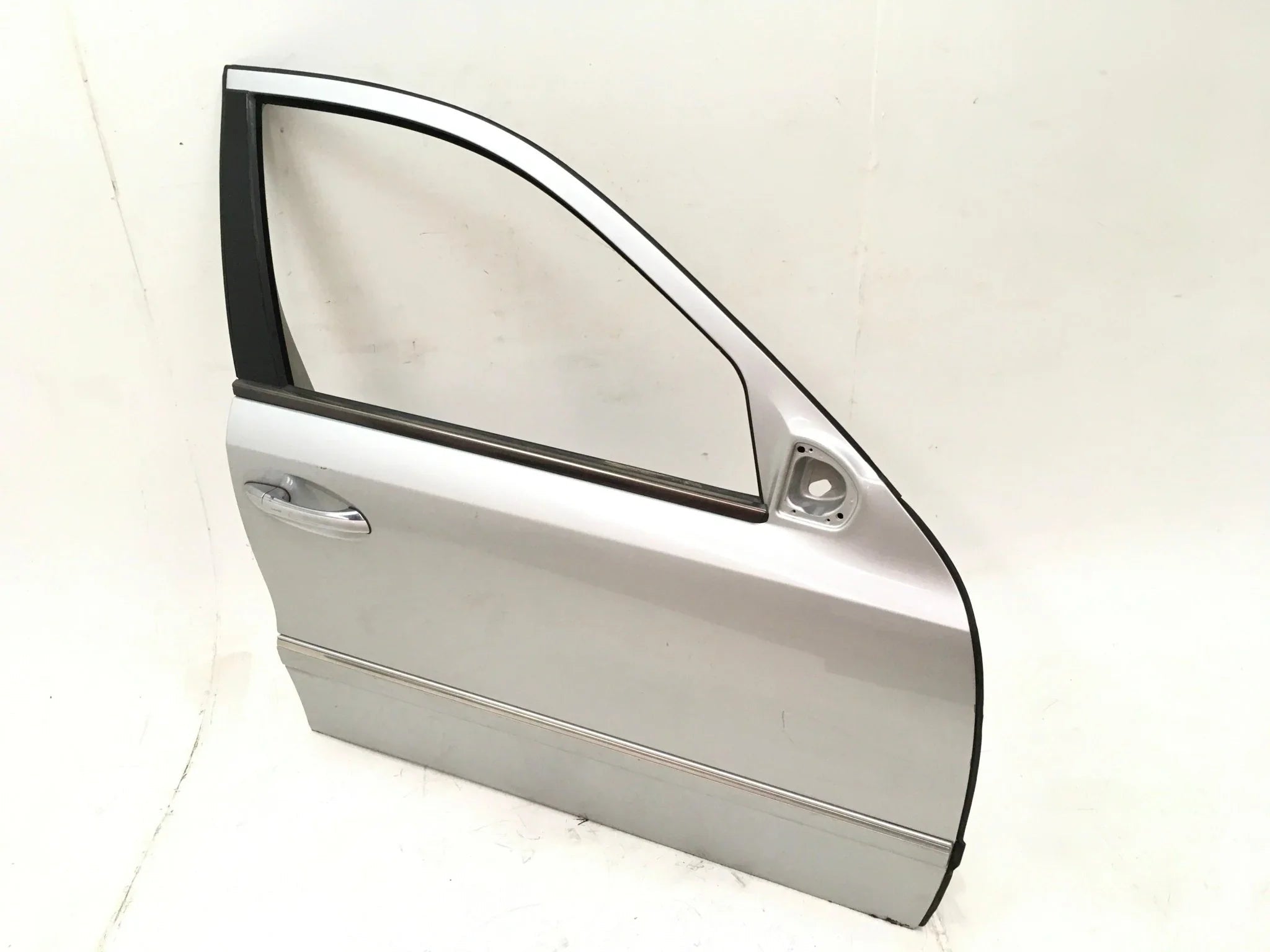 Puerta del dcha Mercedes C 2037201605