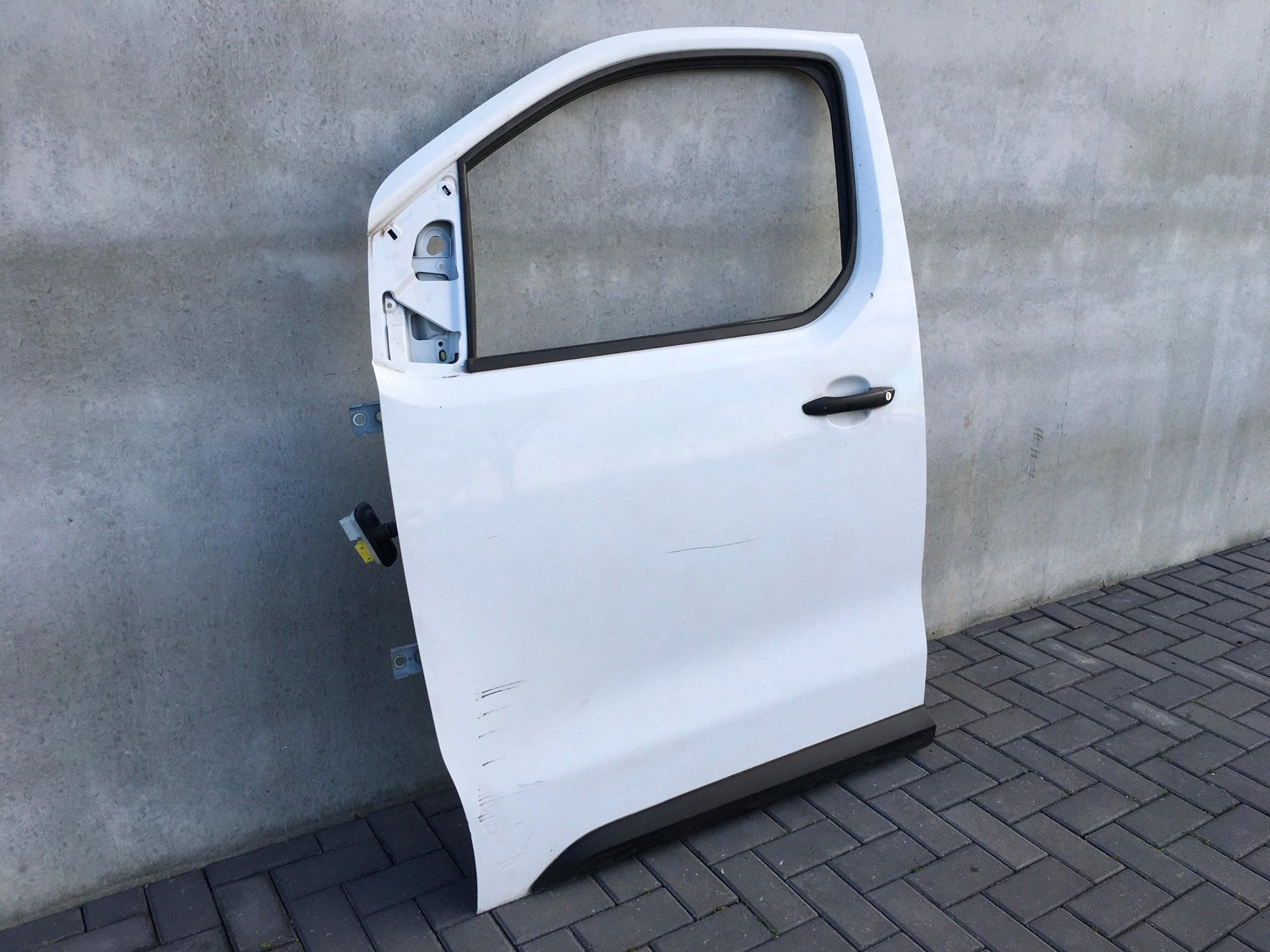 Puerta del izq Expert Jumpy Vivaro C - 9811893680