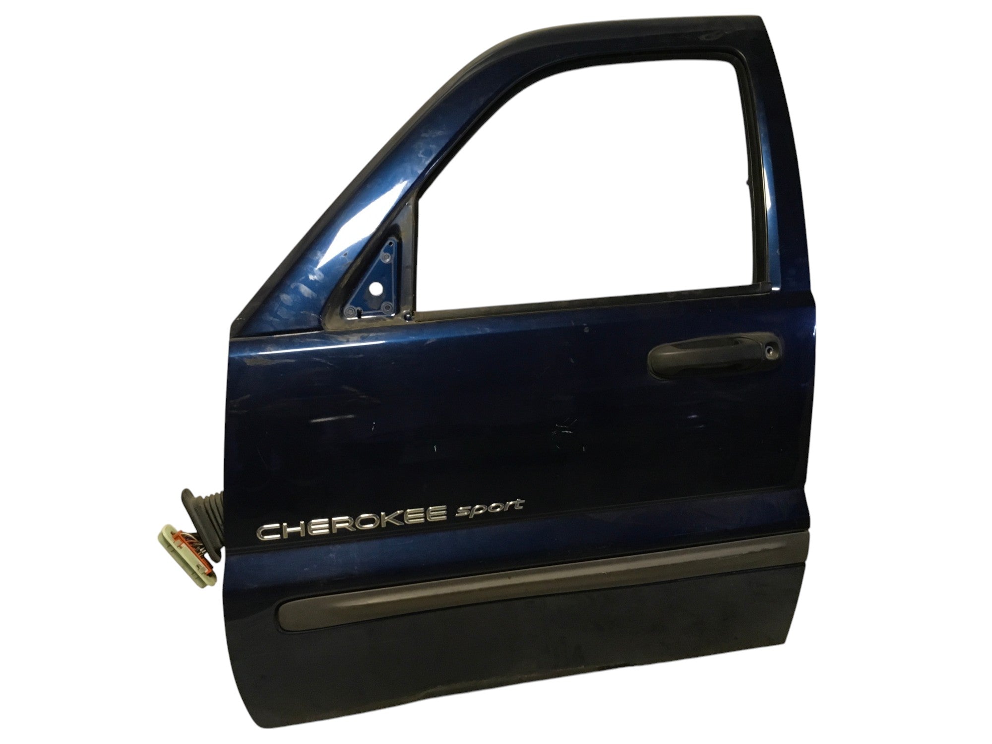 Puerta del izq Jeep Cherokee III KJ - 55176890AB