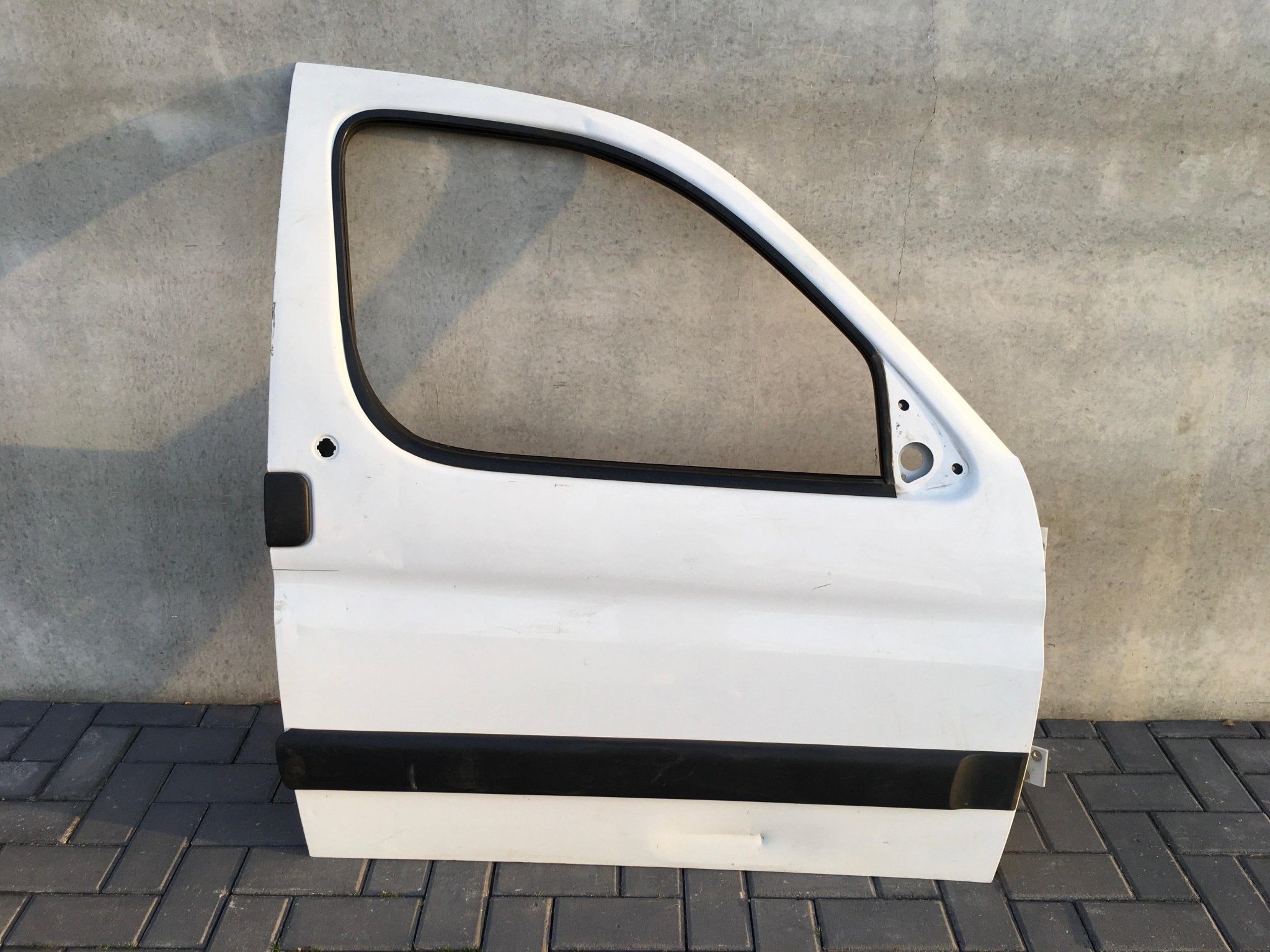 Puerta del izq Partner Berlingo I Fase 2 - 9839338480