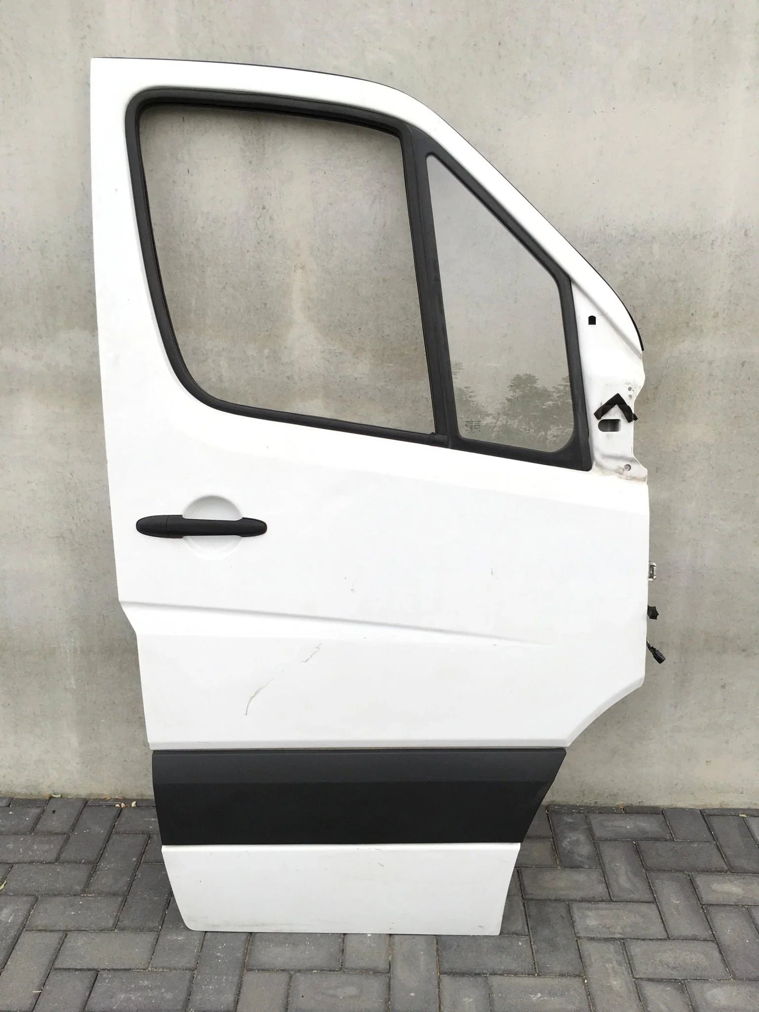 Puerta delantera dcha Mercedes W906
