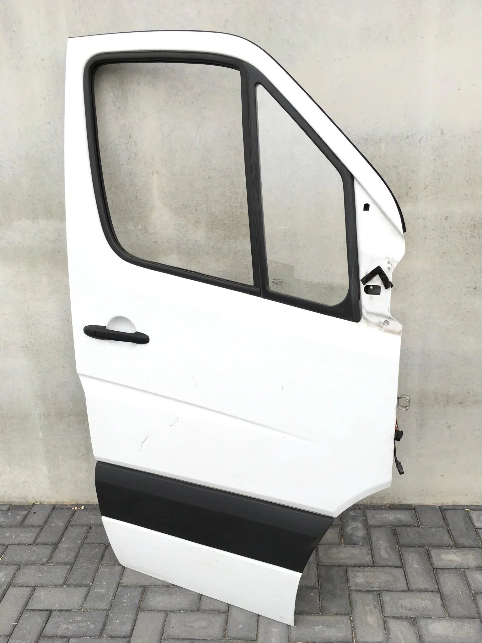 Puerta delantera dcha Mercedes W906