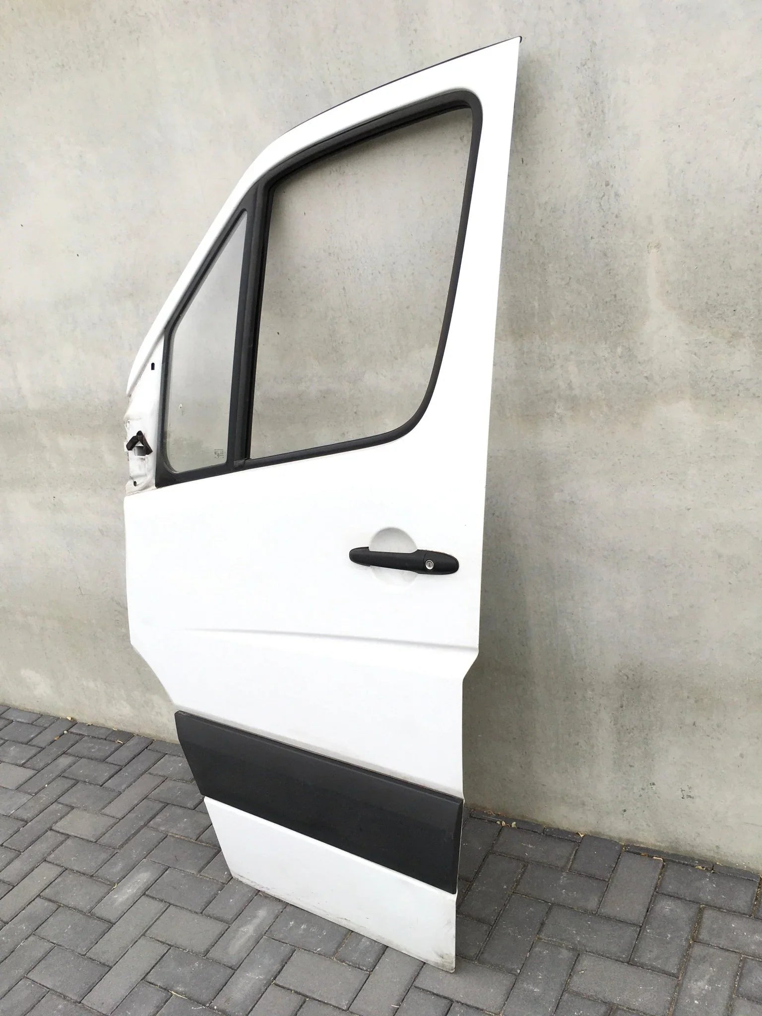 Puerta delantera izq Mercedes W906