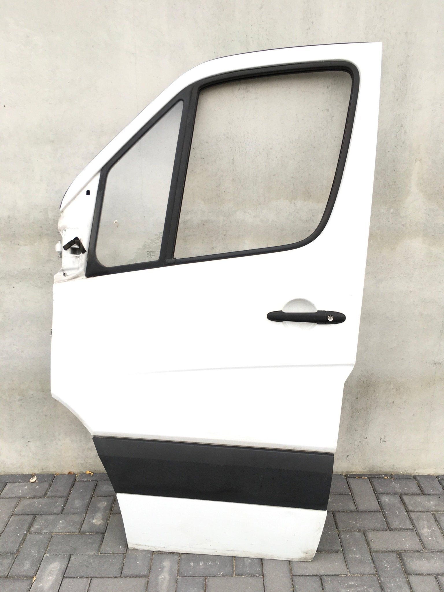 Puerta delantera izq Mercedes W906 - A9067200005