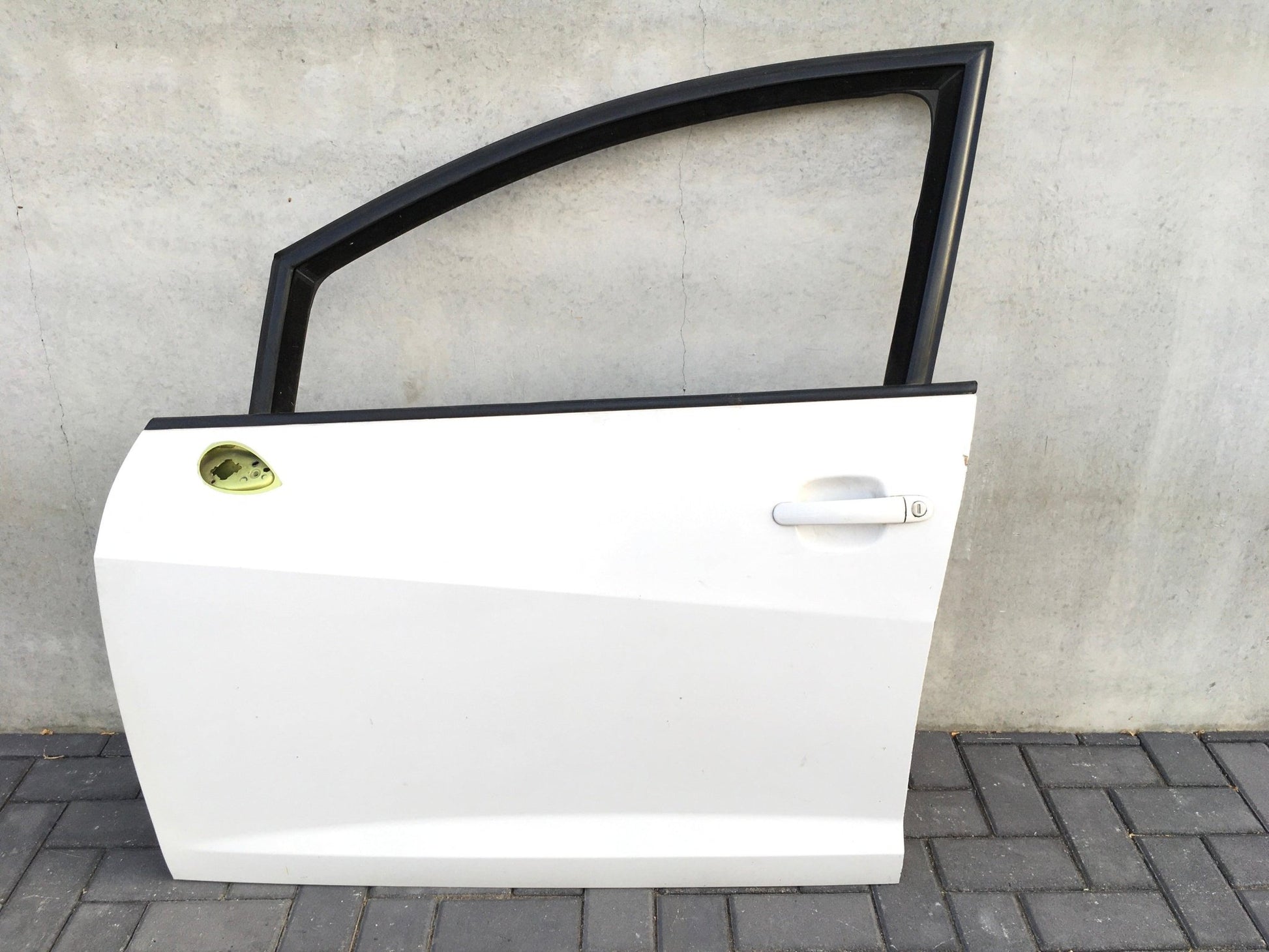 Puerta delantera izquierda Seat Ibiza IV - 6J4831311