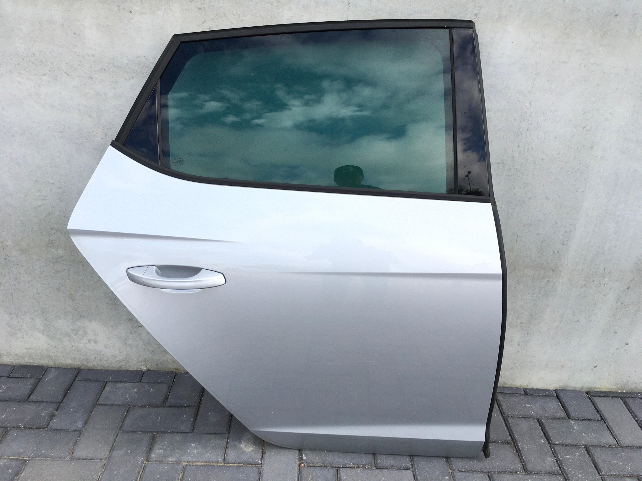 Puerta tra dcha Seat Leon III 5F1 - 5F4833056 _