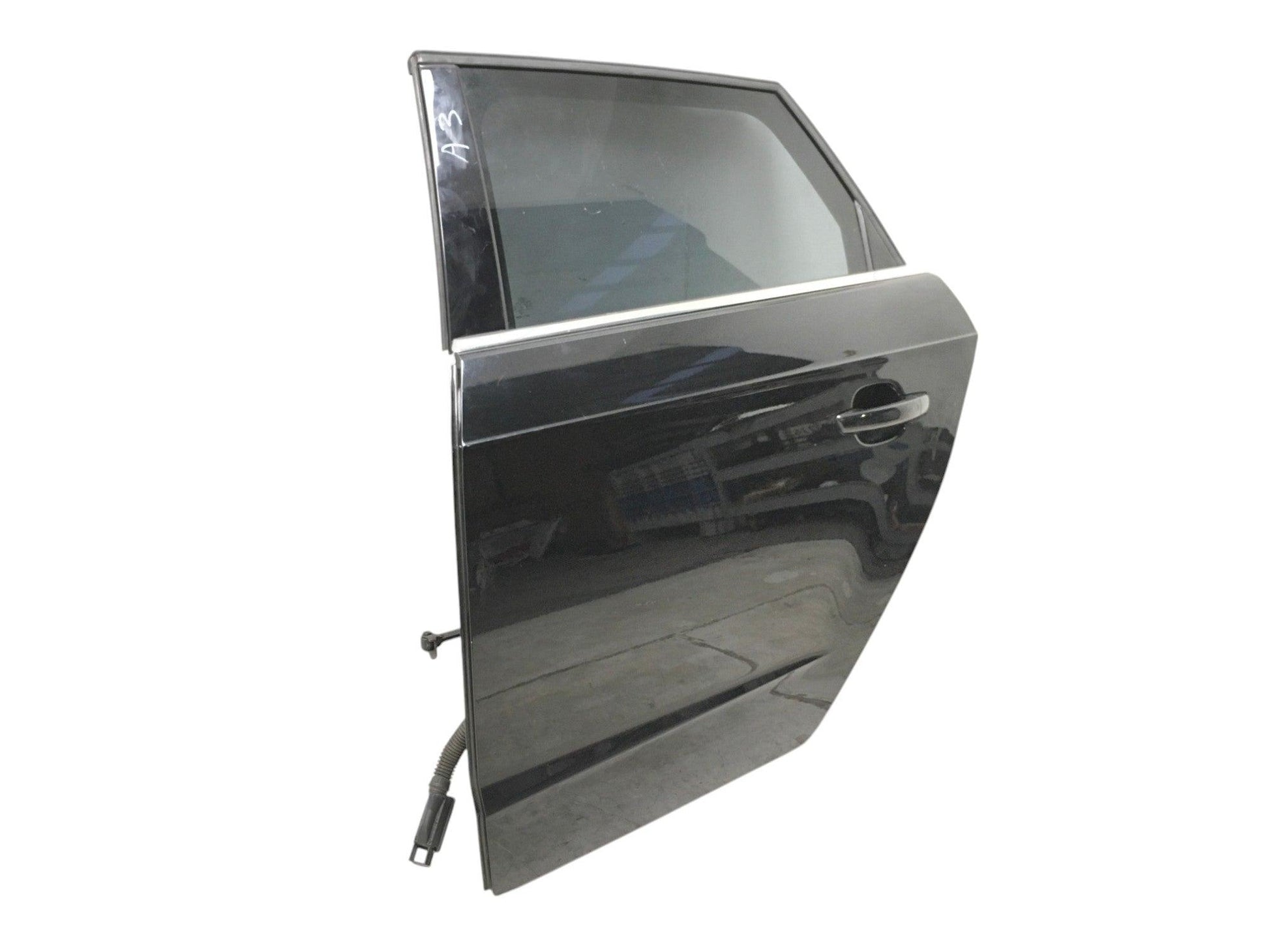 Puerta tra izq Audi S3 8VA - 8V4833051E