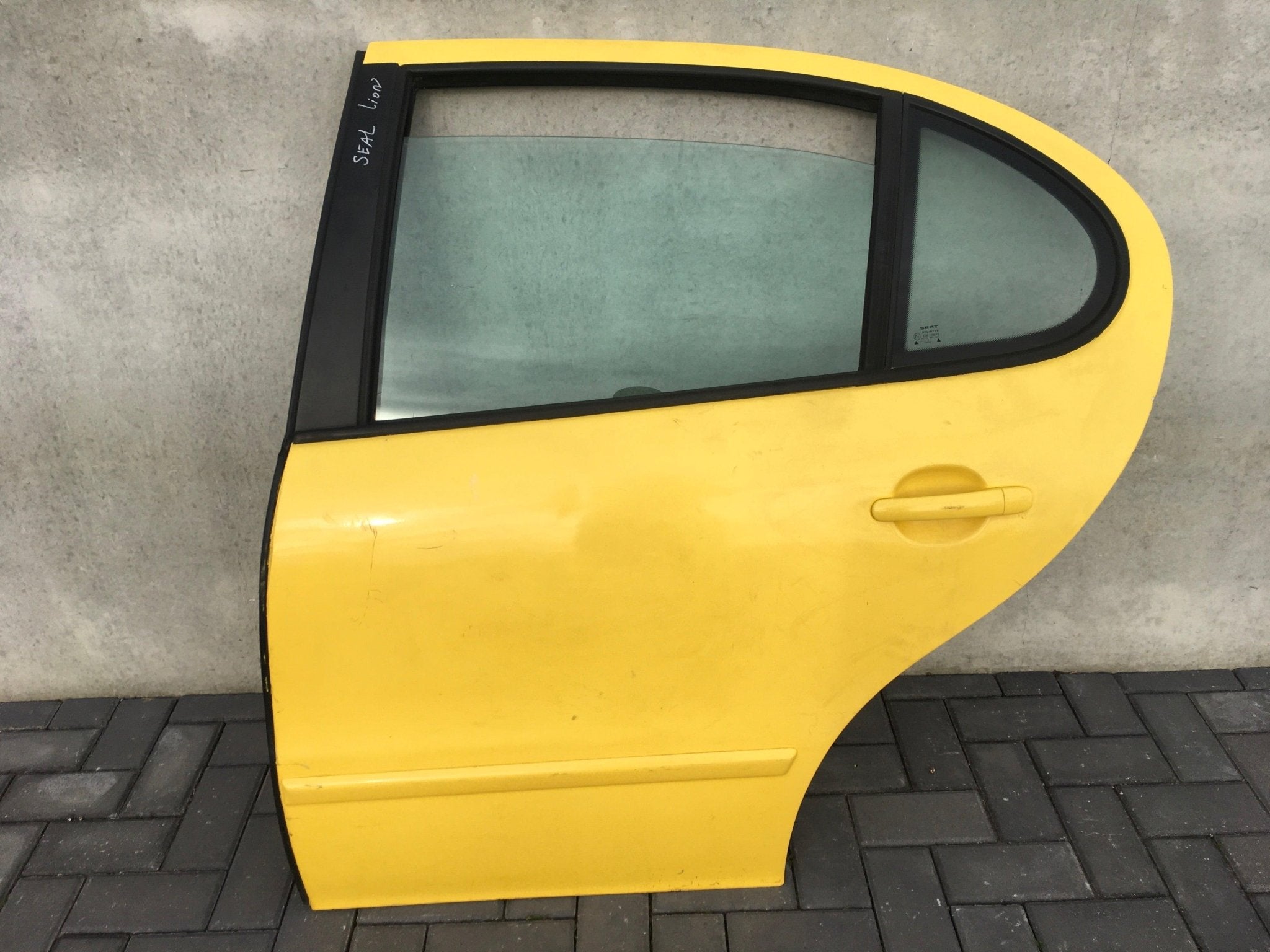 Puerta tra izq Seat Leon 1M1 - 1M0833055L