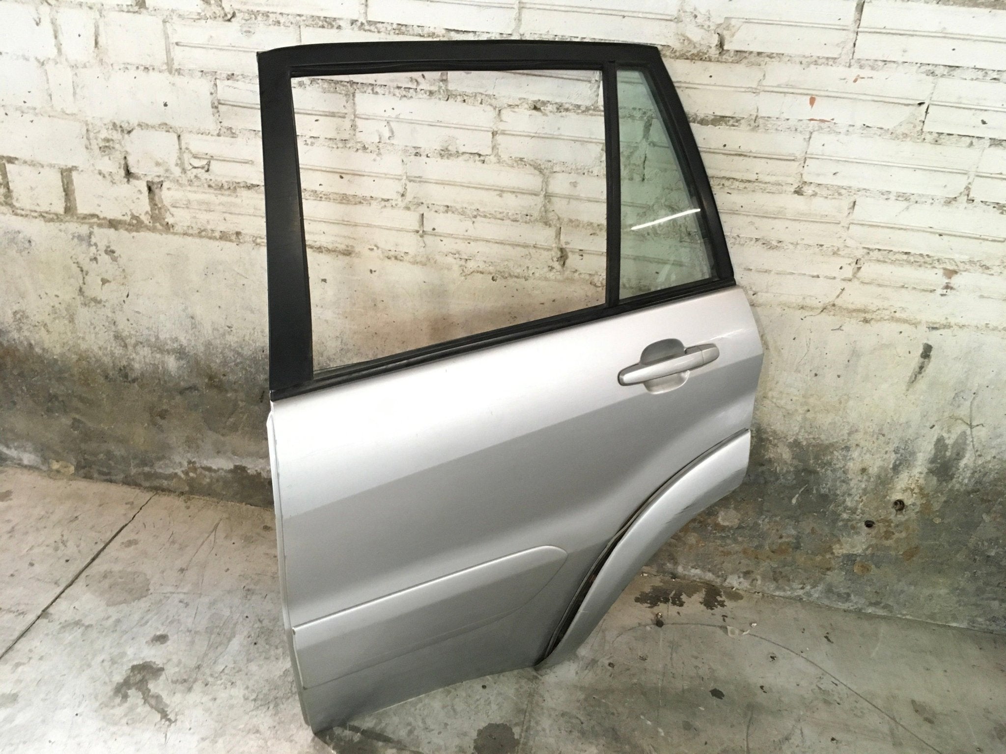 Puerta tra izq Toyota Rav4 2 6700442050 - 6700442050