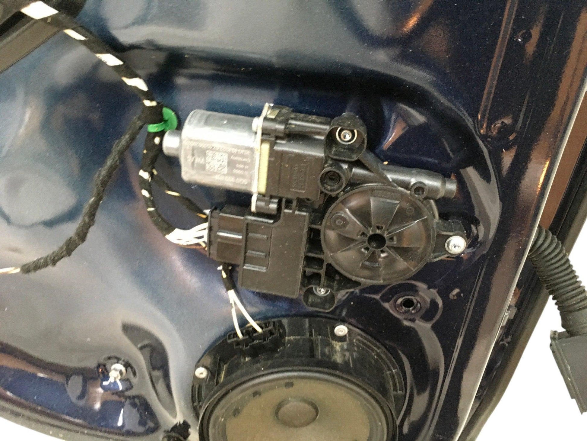 Puerta tra izq VW Golf 7.5 - 5G4833055AC _