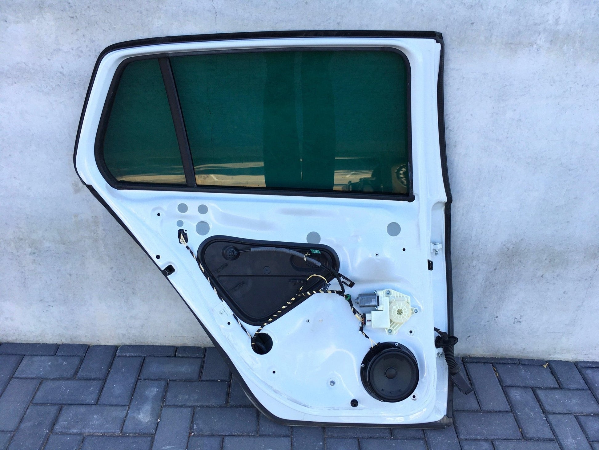 Puerta tra izq VW Golf VII - 5G4833055AC _