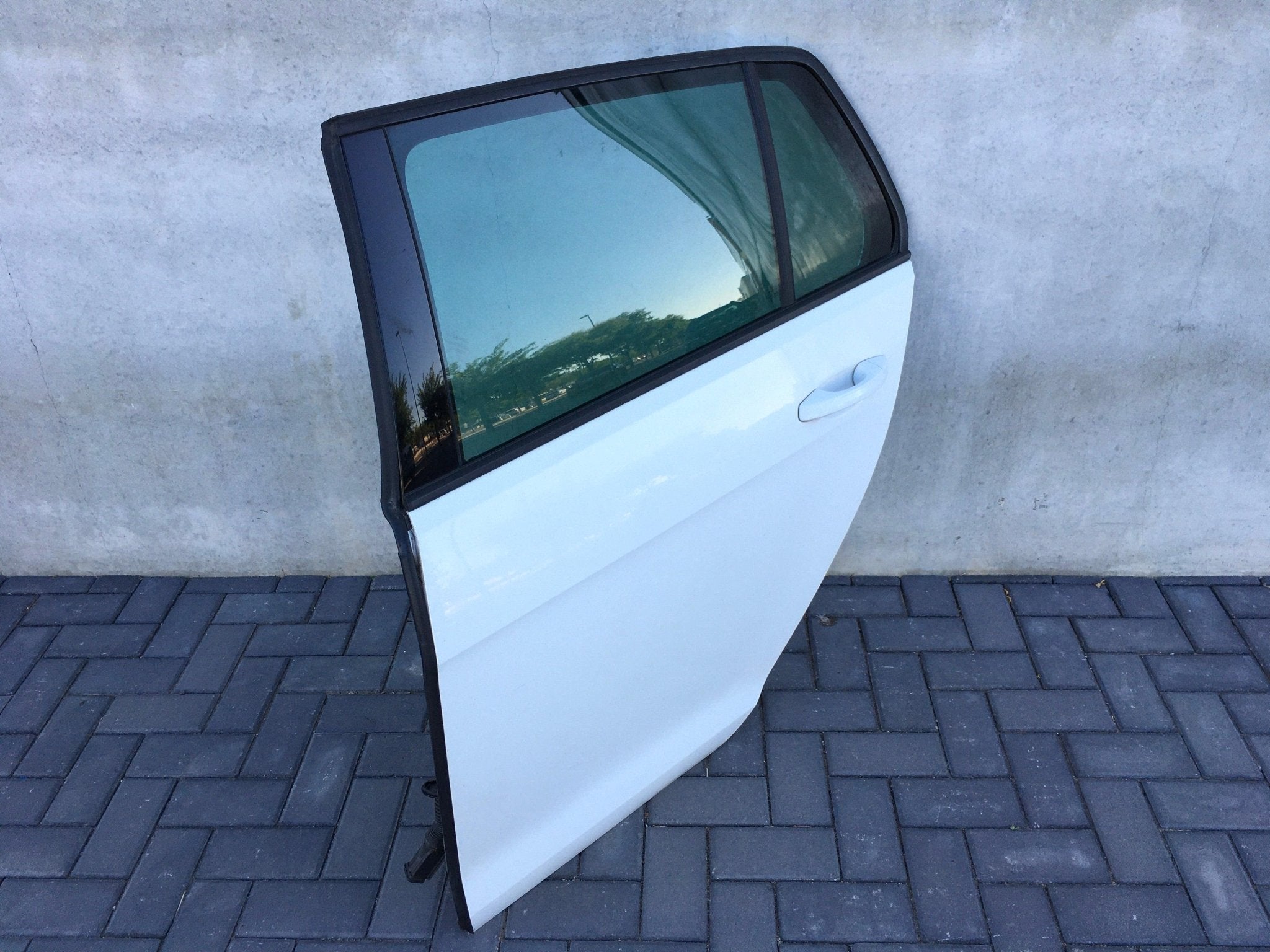 Puerta tra izq VW Golf VII - 5G4833055AC _