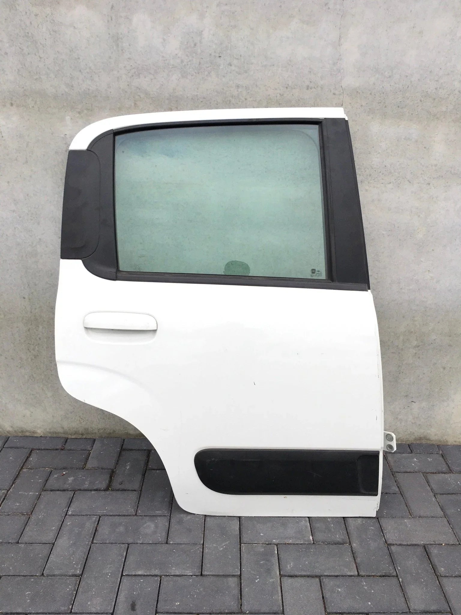 Puerta trasera dcha Fiat panda 3