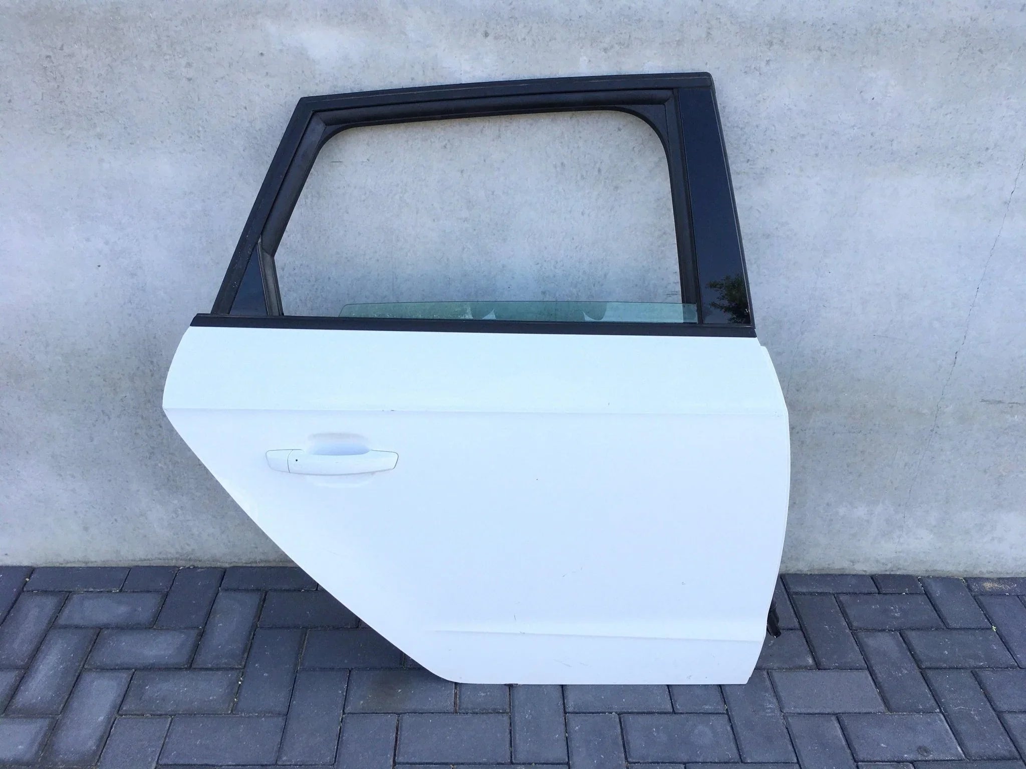 Puerta trasera dcha Seat Leon 3 ST