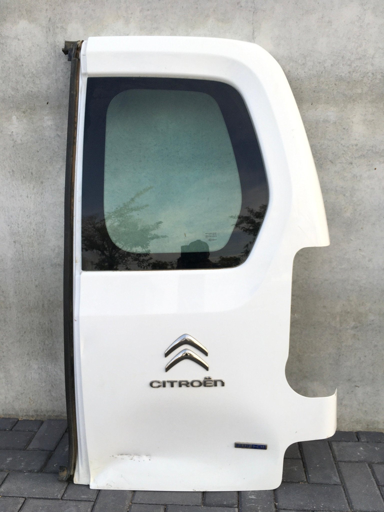 Puerta trasera derecha Citroen Berlingo II - 9820436780