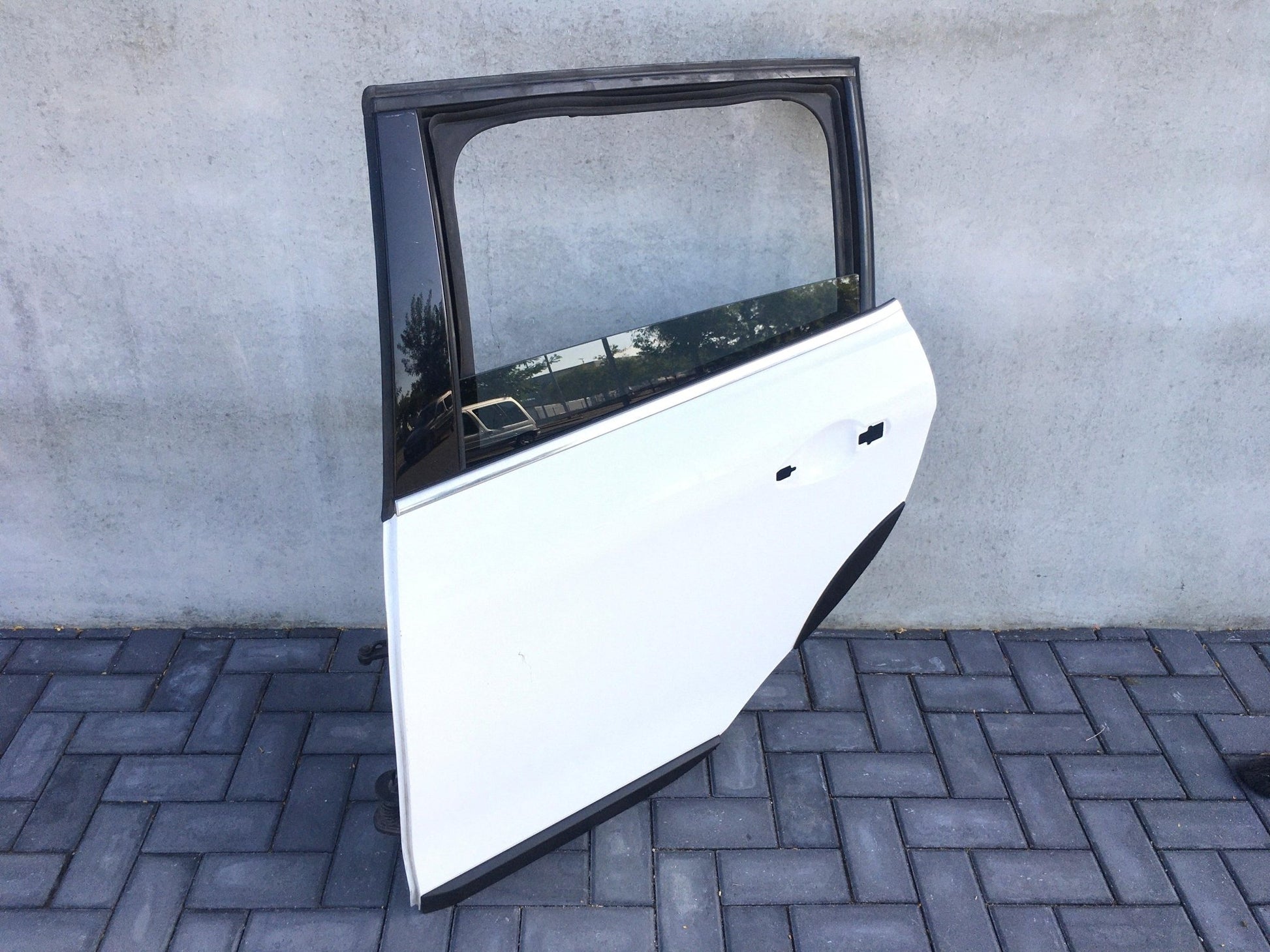 Puerta trasera izq Peugeot 2008 I - 9802969780