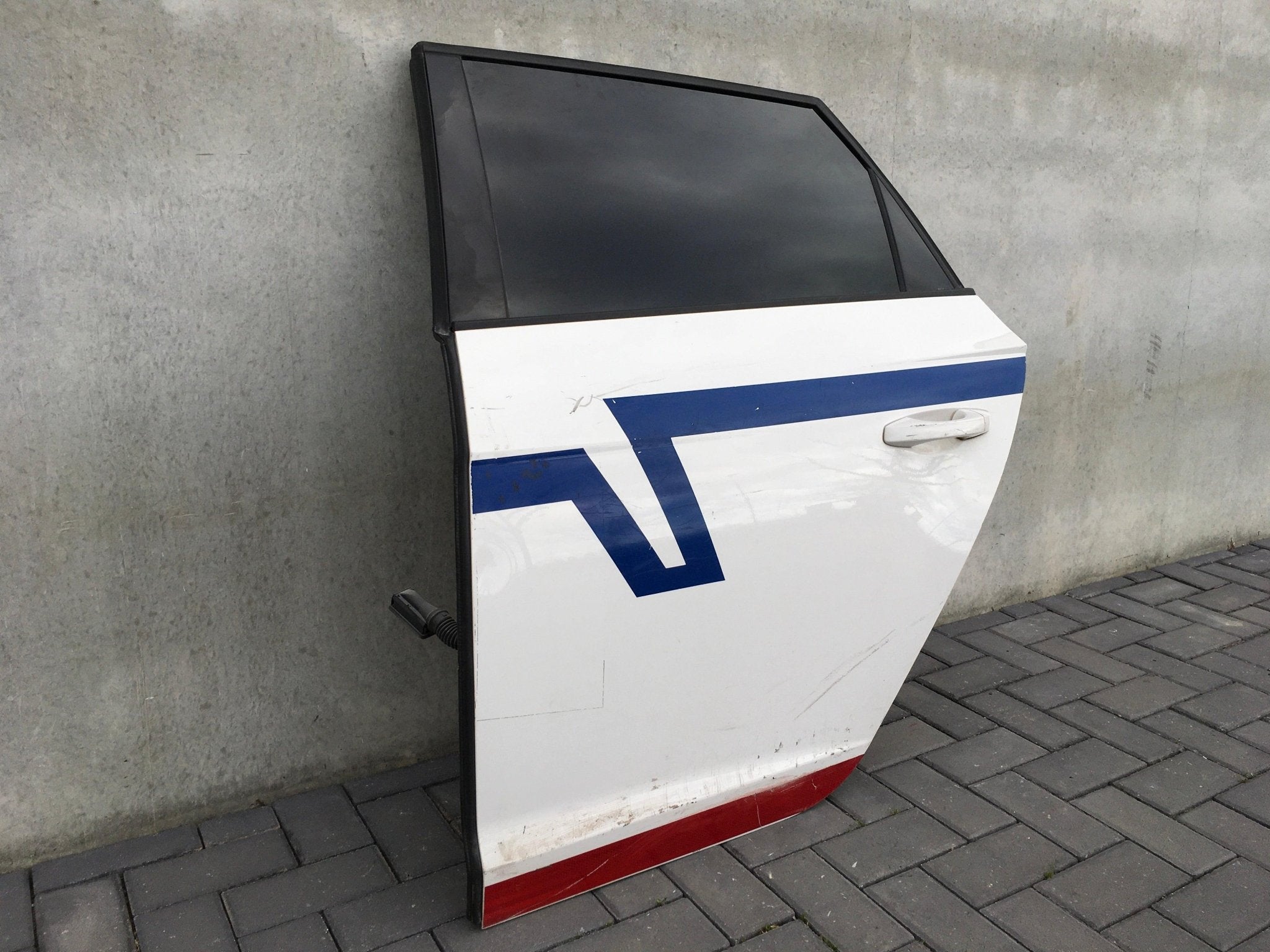 Puerta trasera izq Seat Leon III - 5F4833055 _