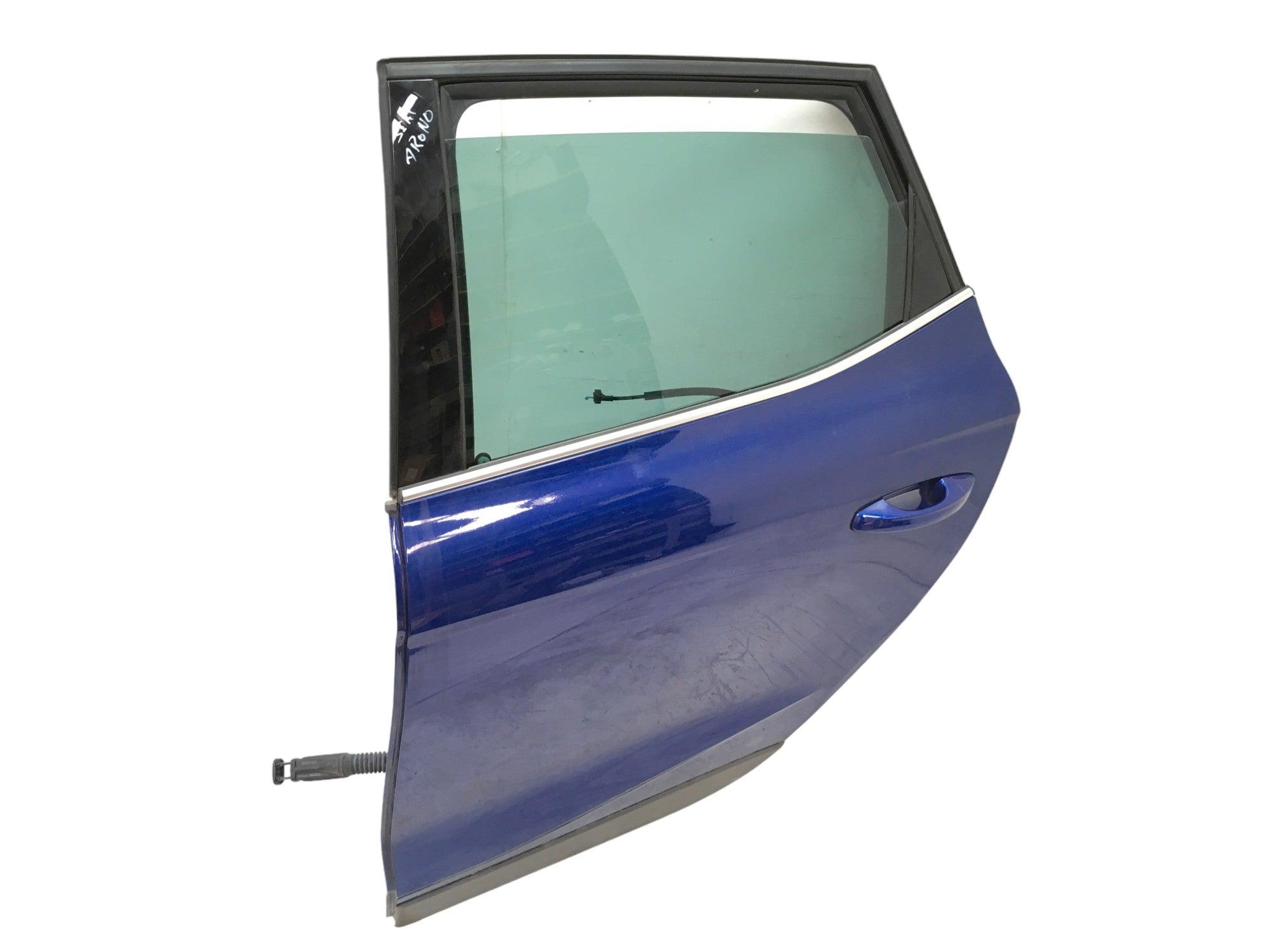 Puerta trasera izquierda Seat Arona - 6F9833051E