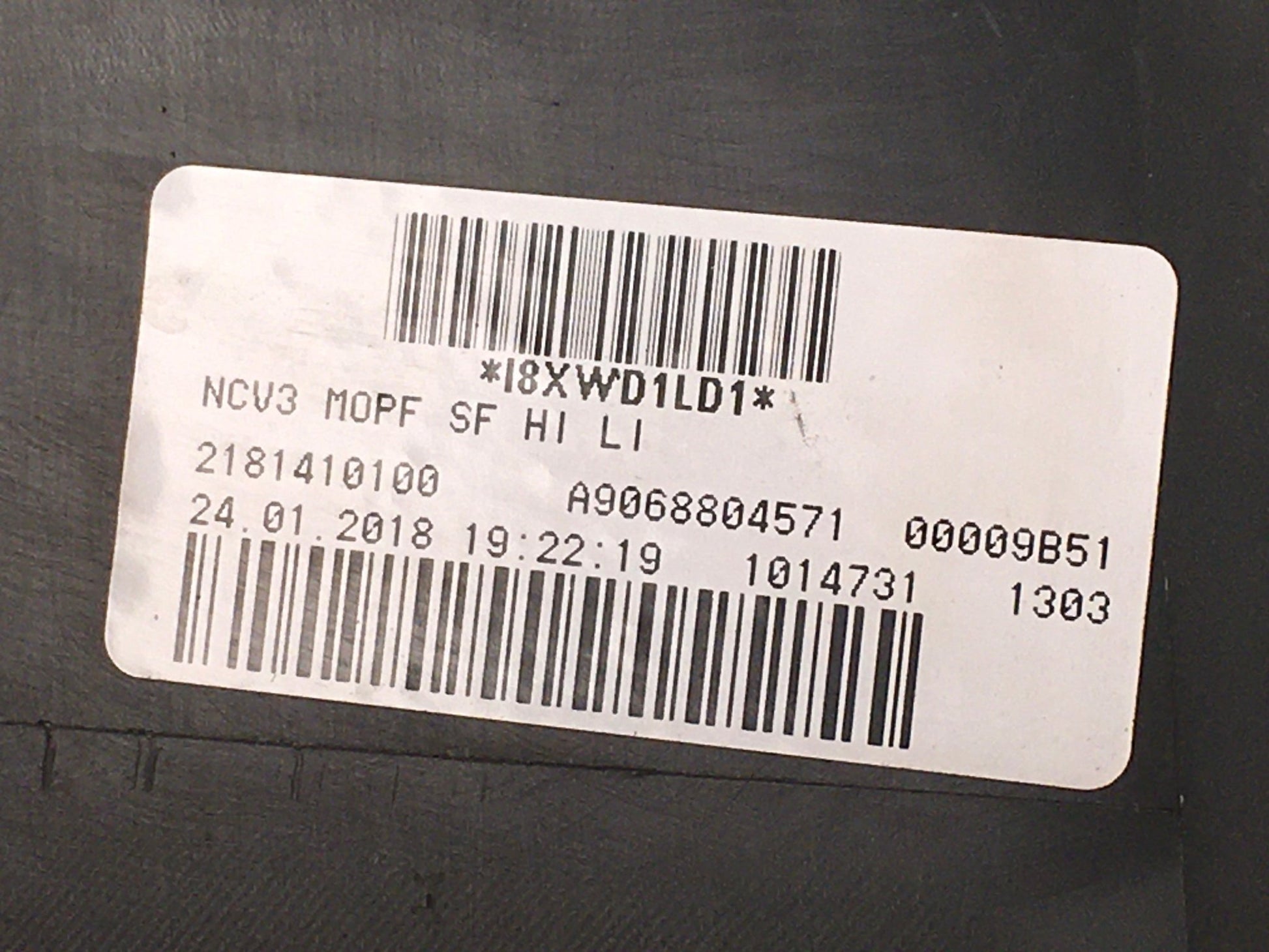 Puntera tra izq Mercedes Sprinter W906 - A9068804571