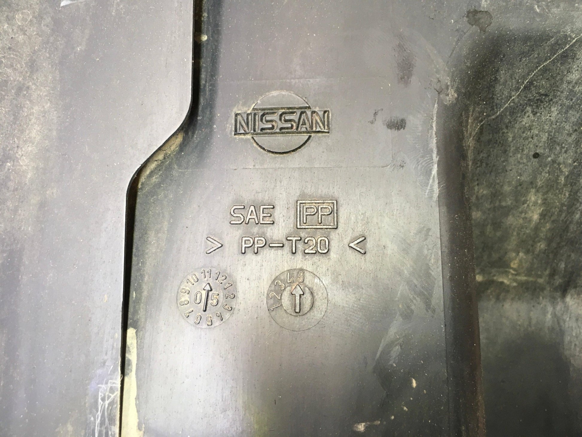 Radiador A/C Nissan Frontier II - 92100EB01A