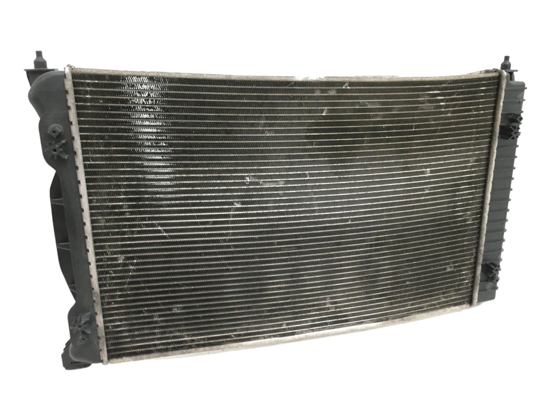 Radiador Agua Audi A4 8E 2.0TDI - 8E0121251L