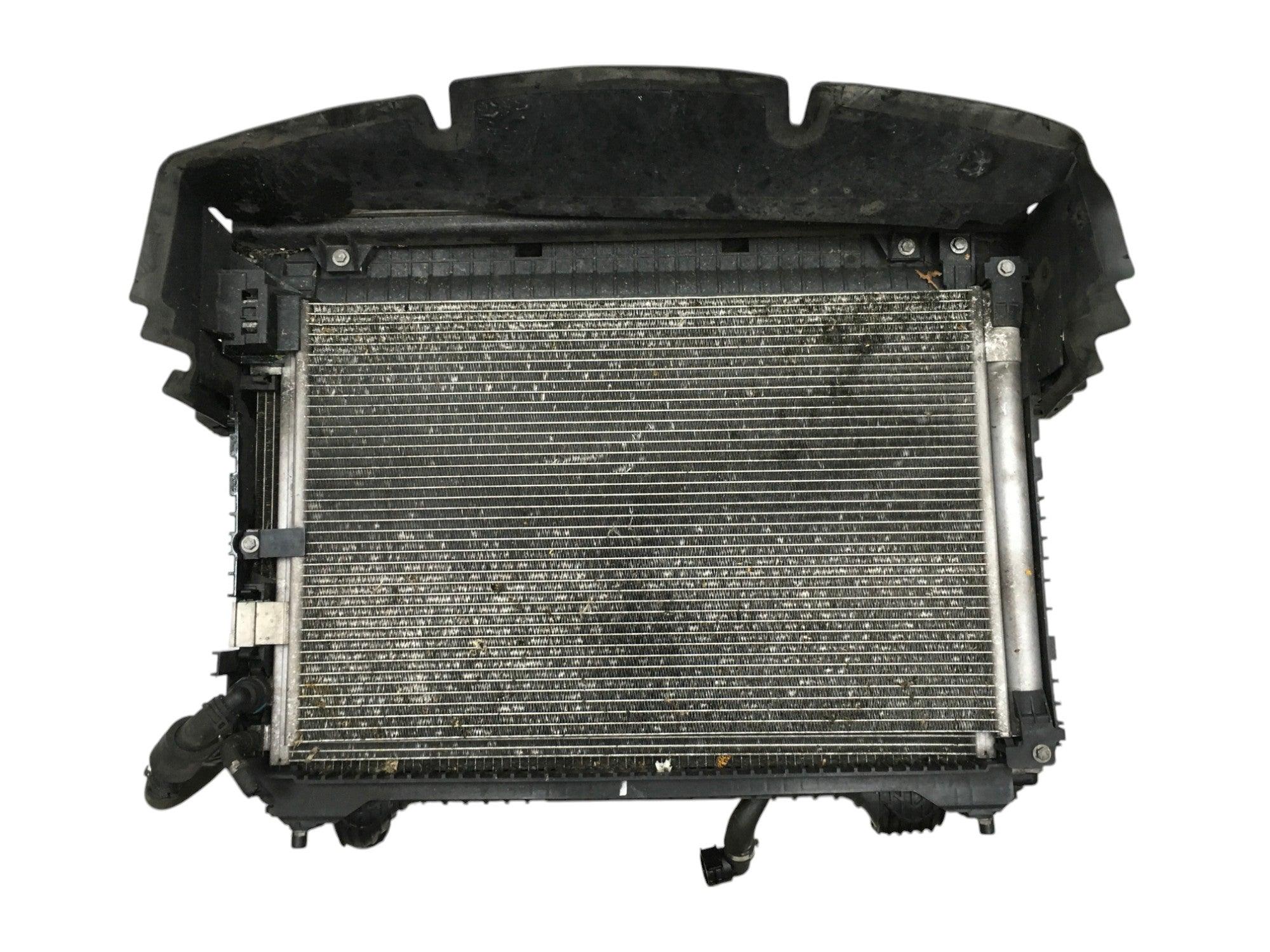 Radiador Agua Jaguar XE XF - GX738005DC