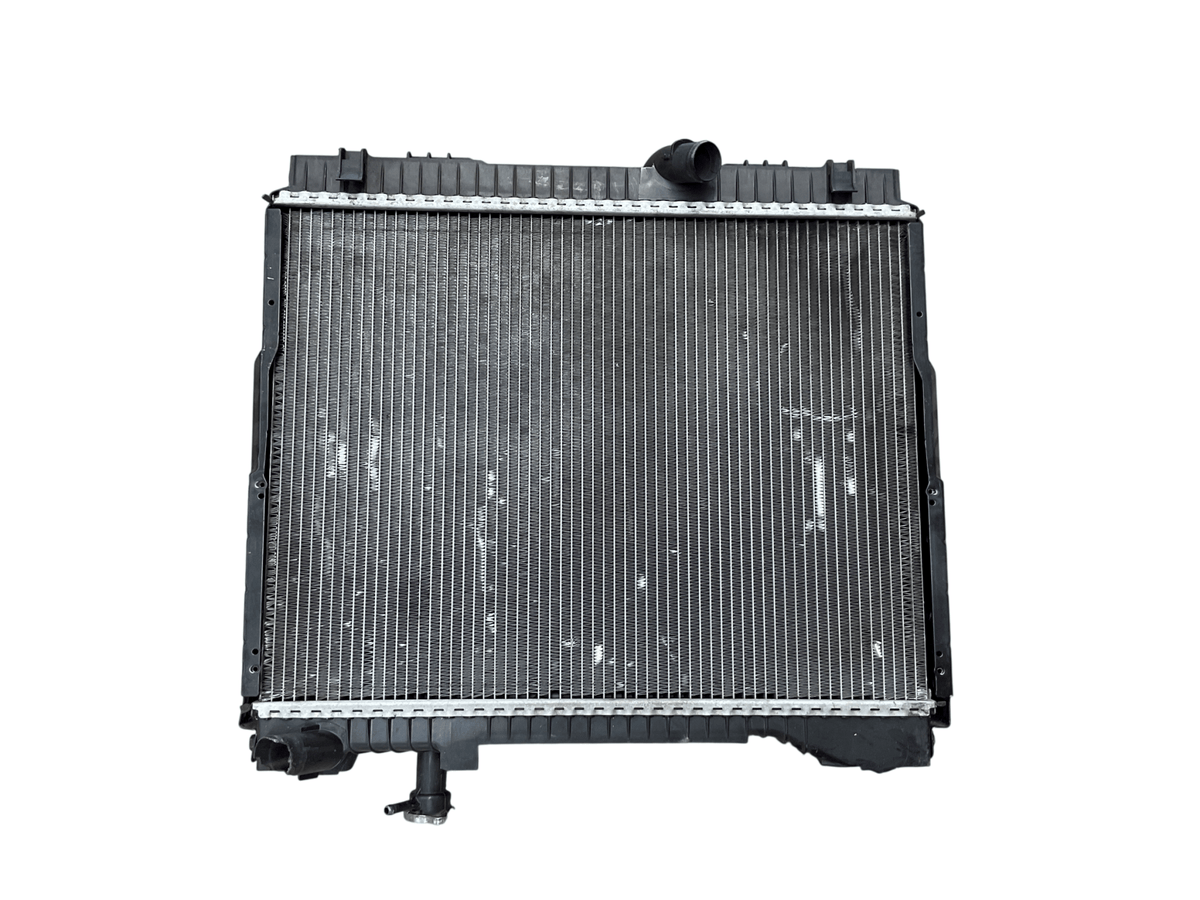 Radiador Nissan Atleon / Cabstar 00-12 3.0 21400MD41C_