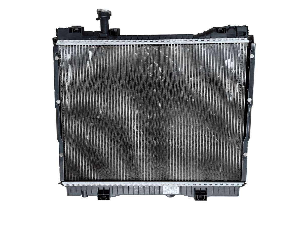 Radiador Nissan Atleon / Cabstar 00-12 3.0 21400MD41C_